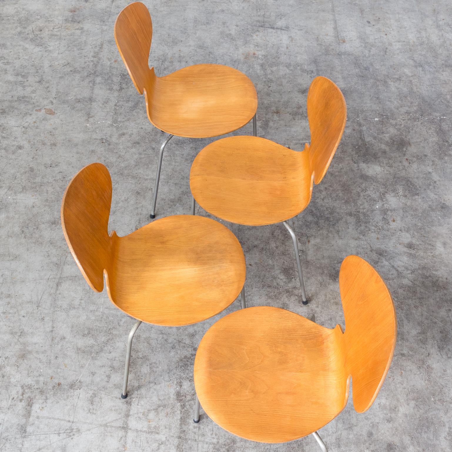 Arne Jacobsen Plywood Original ‘Model 3100 Ant’ Chair for Fritz Hanzen, Set of 4 For Sale 7