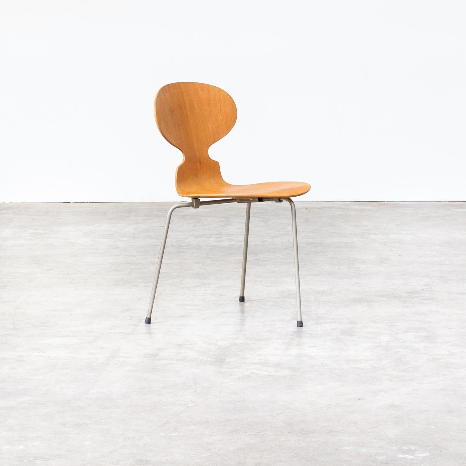 Arne Jacobsen Plywood Original ‘Model 3100 Ant’ Chair for Fritz Hanzen, Set of 4 For Sale 1