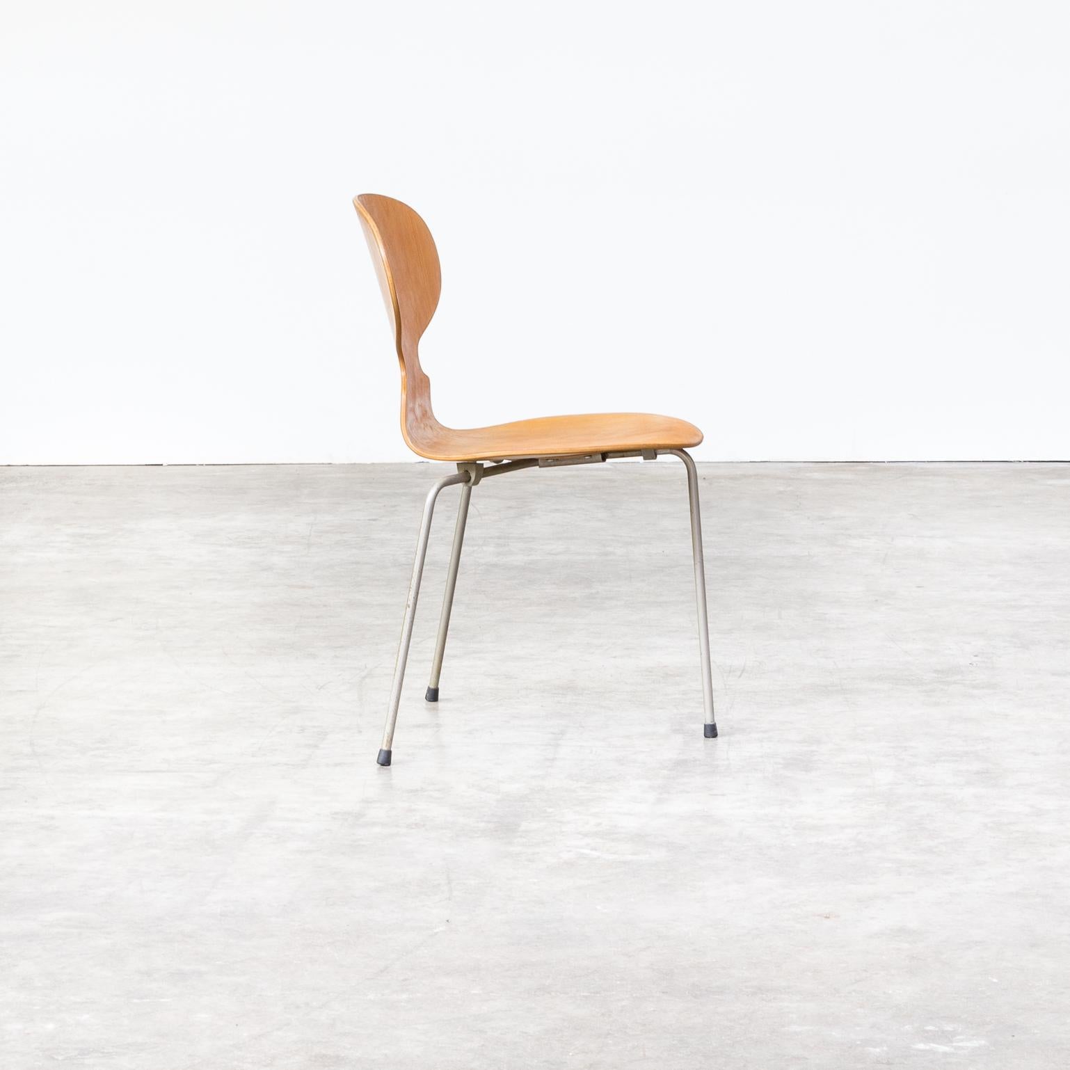 Arne Jacobsen Plywood Original ‘Model 3100 Ant’ Chair for Fritz Hanzen, Set of 4 For Sale 2