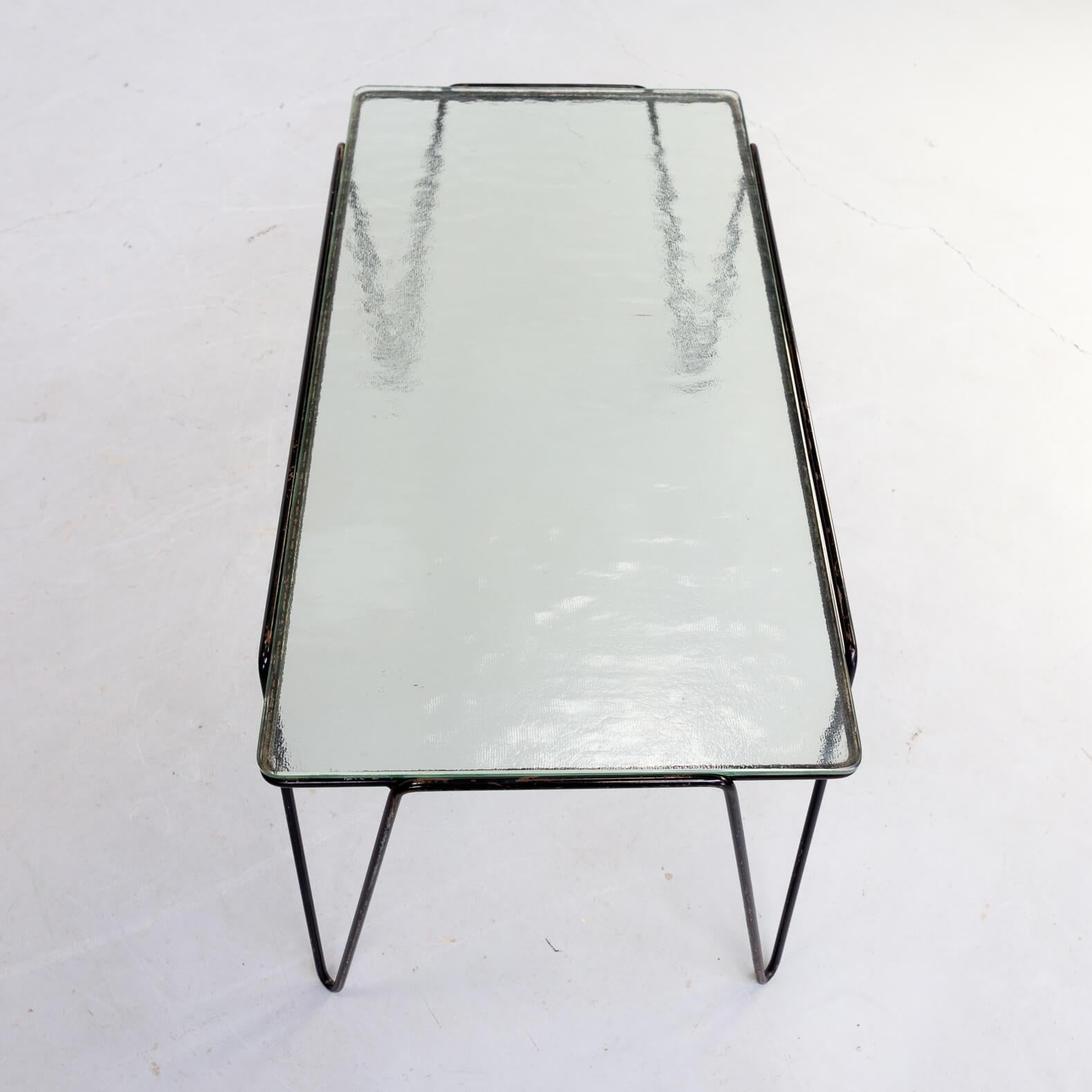 50s Arnold Bueno de Mesquita Coffee Table for Spurs For Sale 1