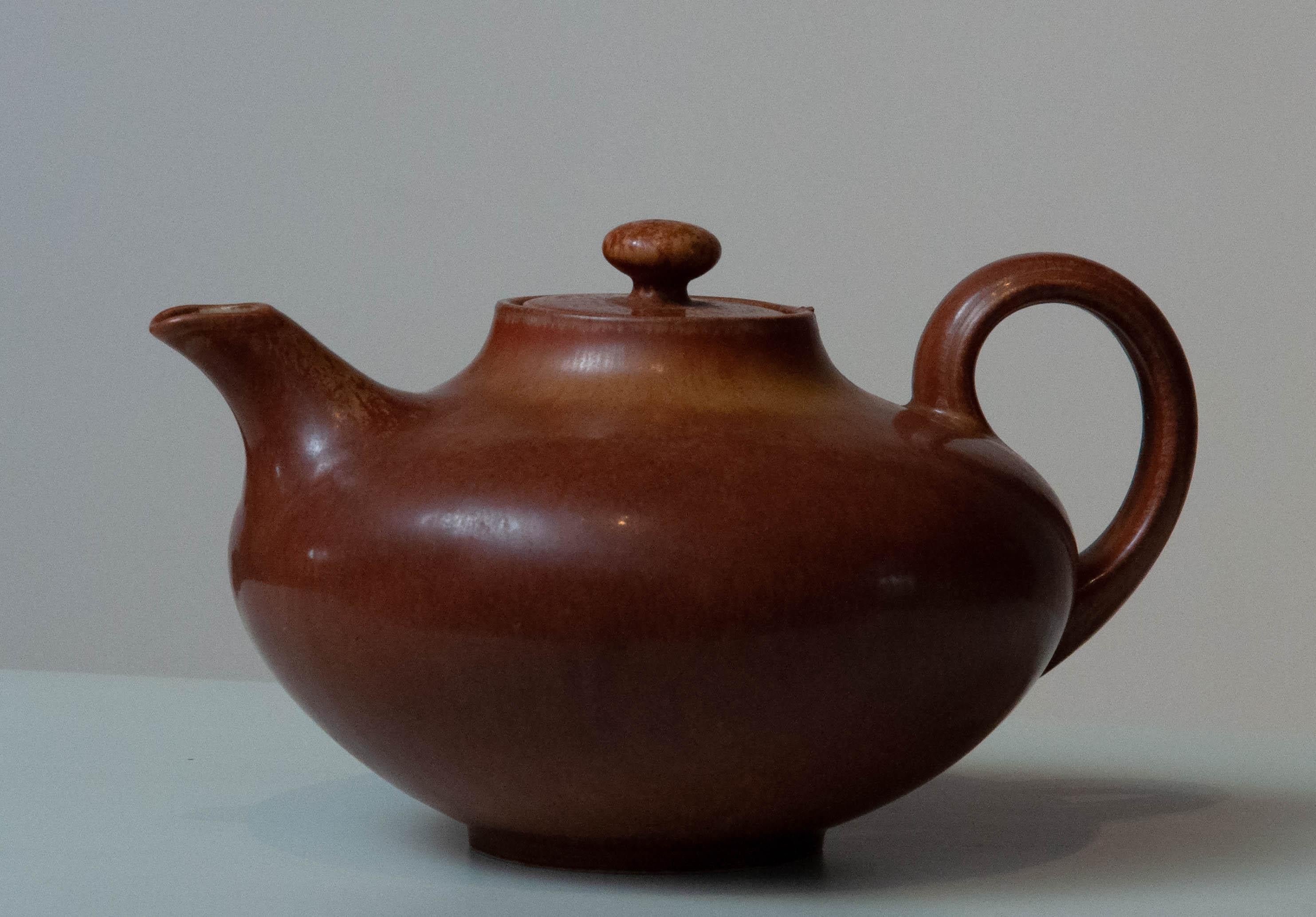 Swedish 50's Brown Melange Eggshell Glazed Teapot By Gunnar Nylund For Rörstrand Sweden  For Sale