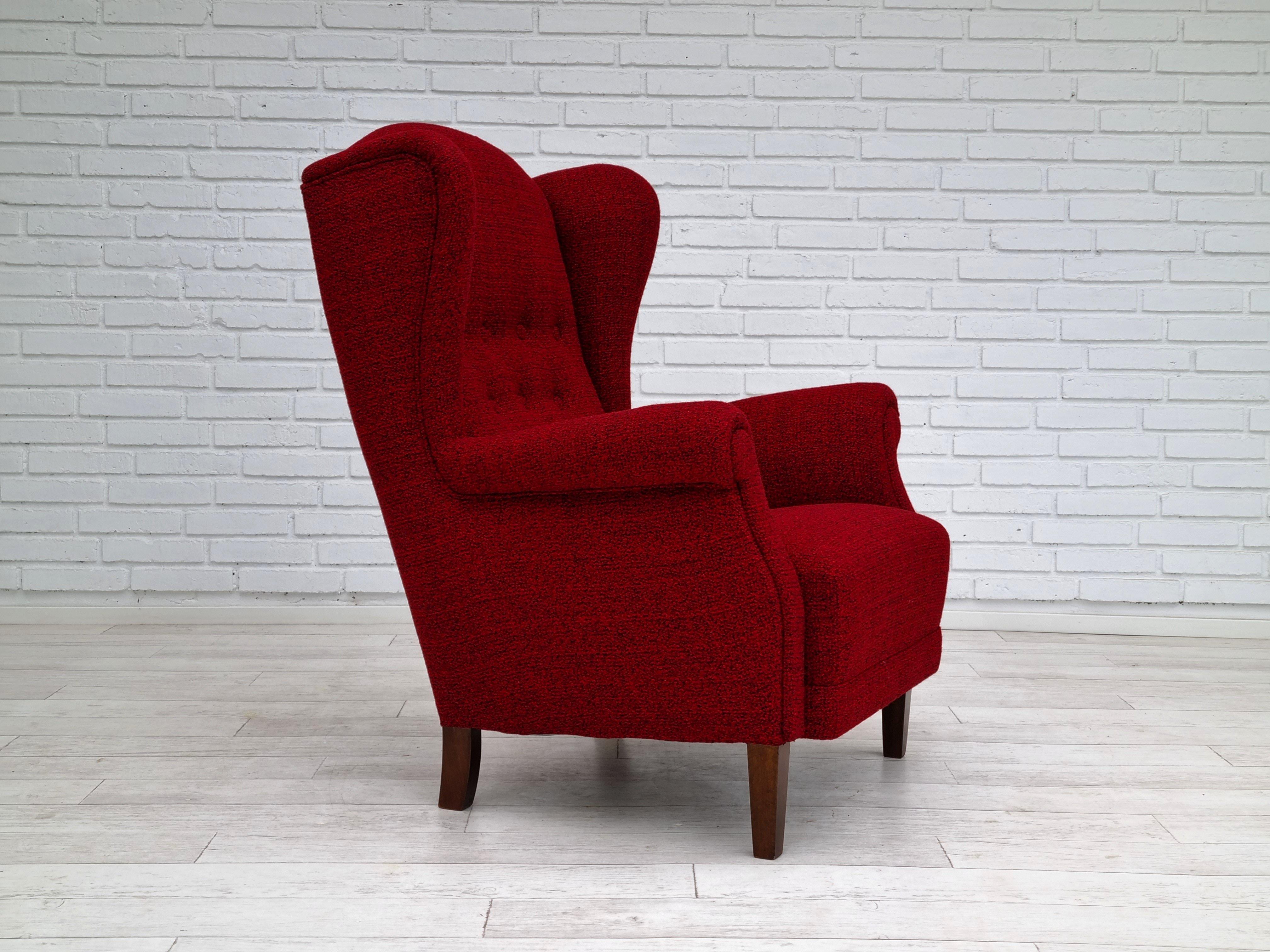 50s, Danish Design, Completely Refurbished Chair, Furniture Wool In Excellent Condition For Sale In Tarm, 82