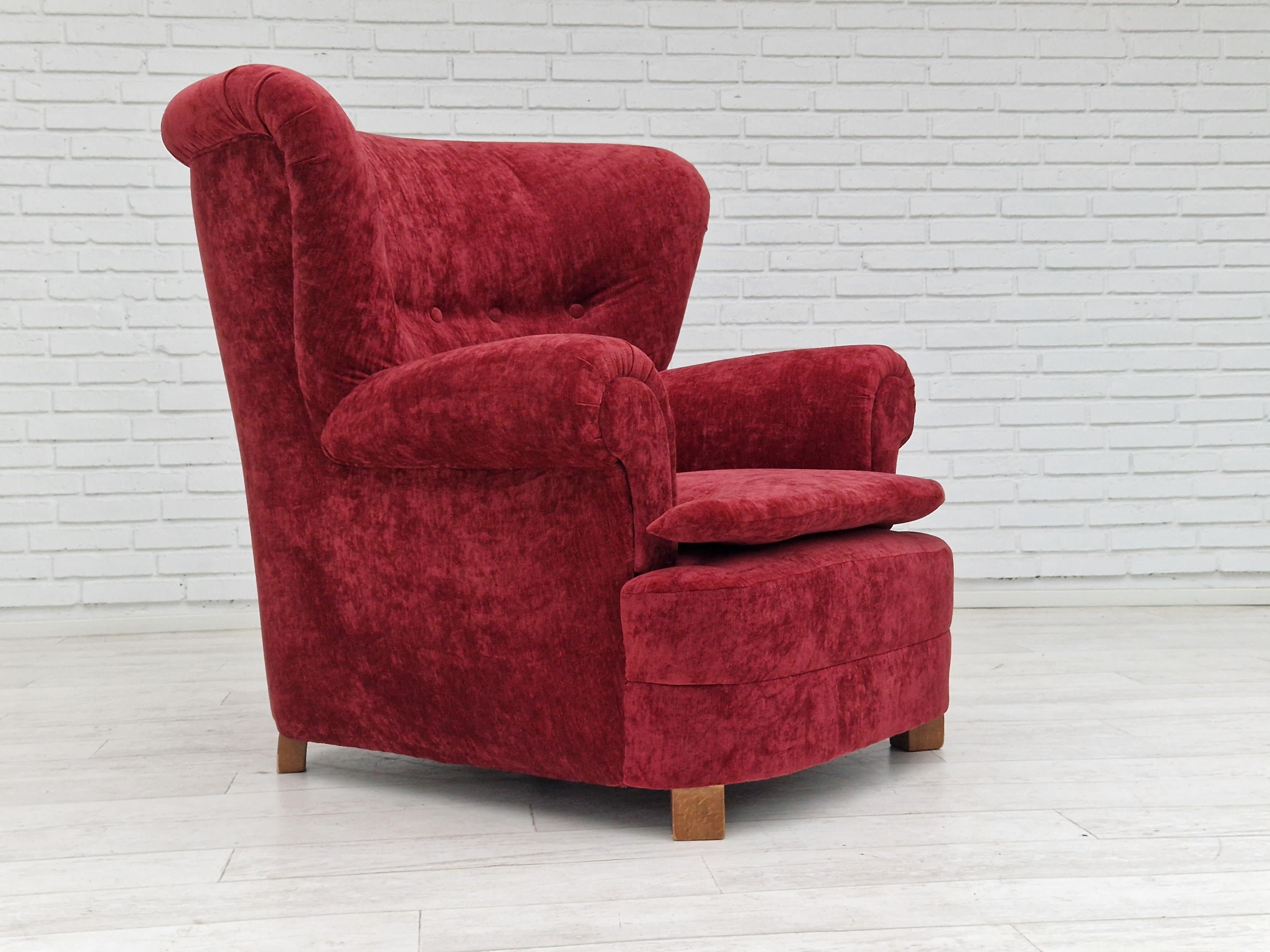 50s, Danish Design, Refurbished Armchair, Vintage Velour In Good Condition For Sale In Tarm, 82