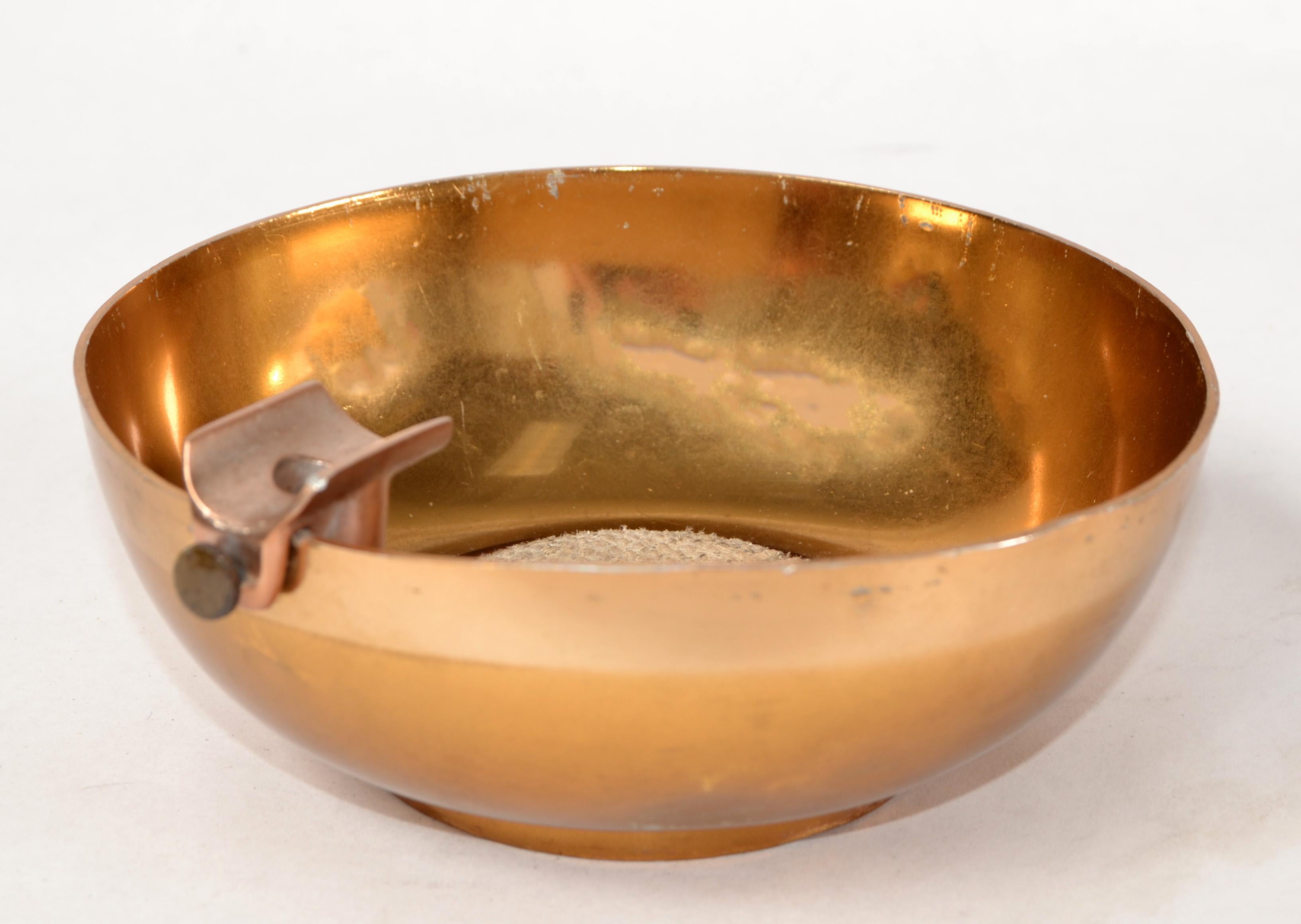 Coloniale britannico Posacenere per sigari in ottone con placca d'oro Dunhill degli anni '50 British Colonial England Collectial in vendita