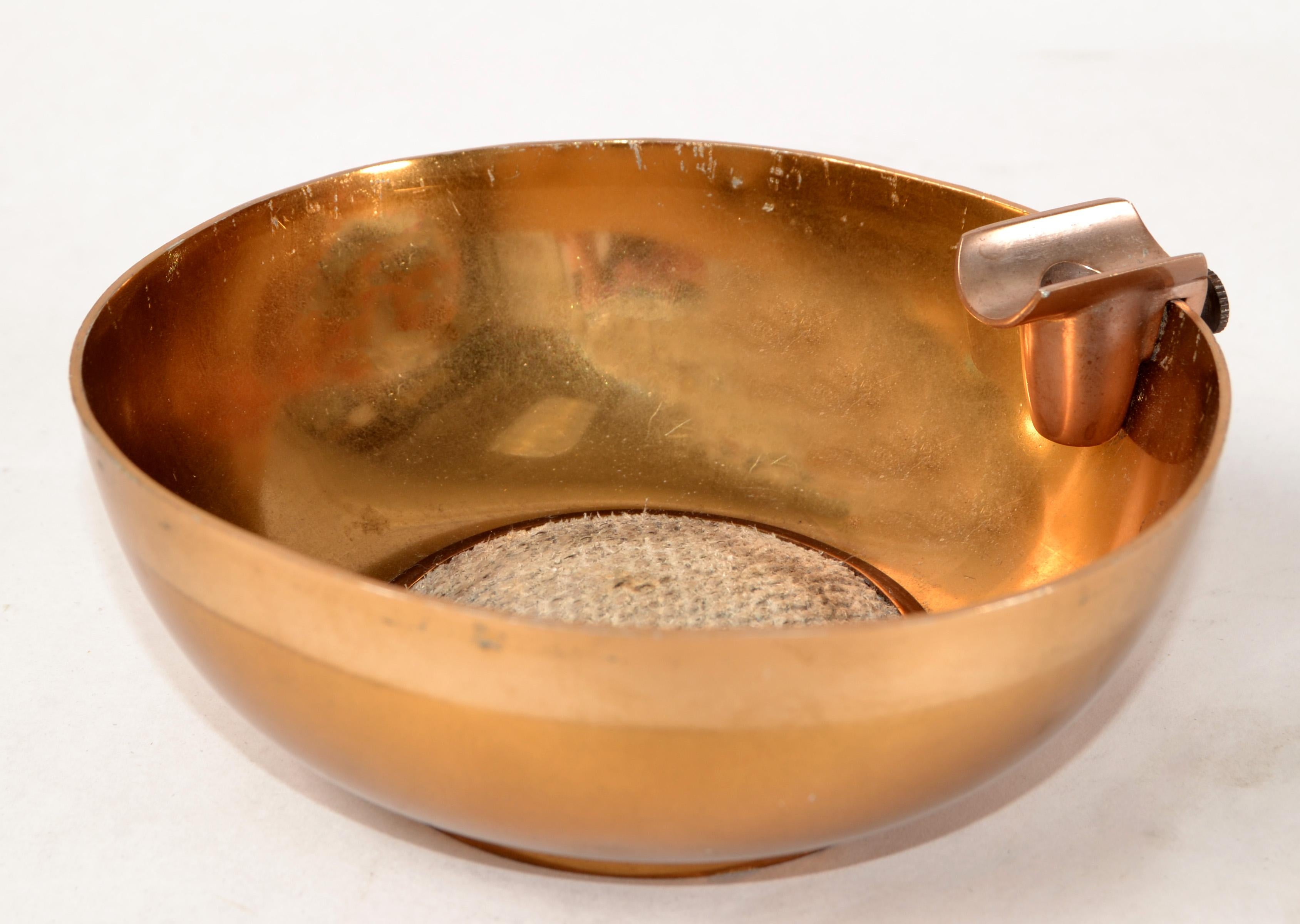 Inglese Posacenere per sigari in ottone con placca d'oro Dunhill degli anni '50 British Colonial England Collectial in vendita