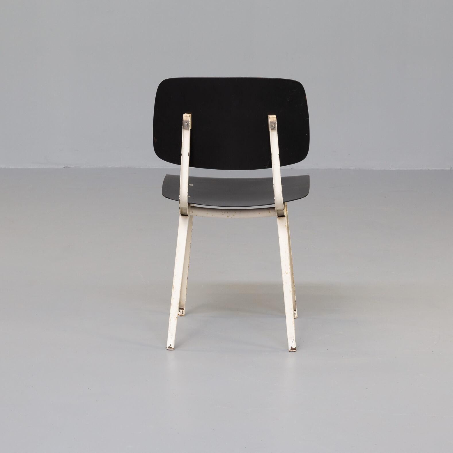 50s Friso Kramer ‘revolt’ Chair for Ahrend de Cirkel Set/8 For Sale 2