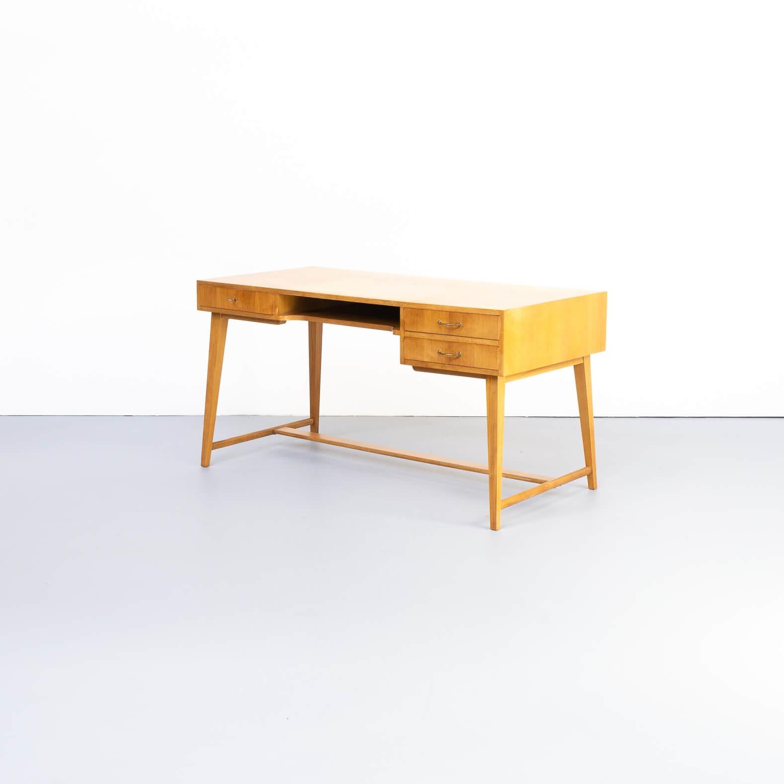 Mid-Century Modern 1950s Georg Satink Model 468 Writing Desk for WK Wohnen For Sale