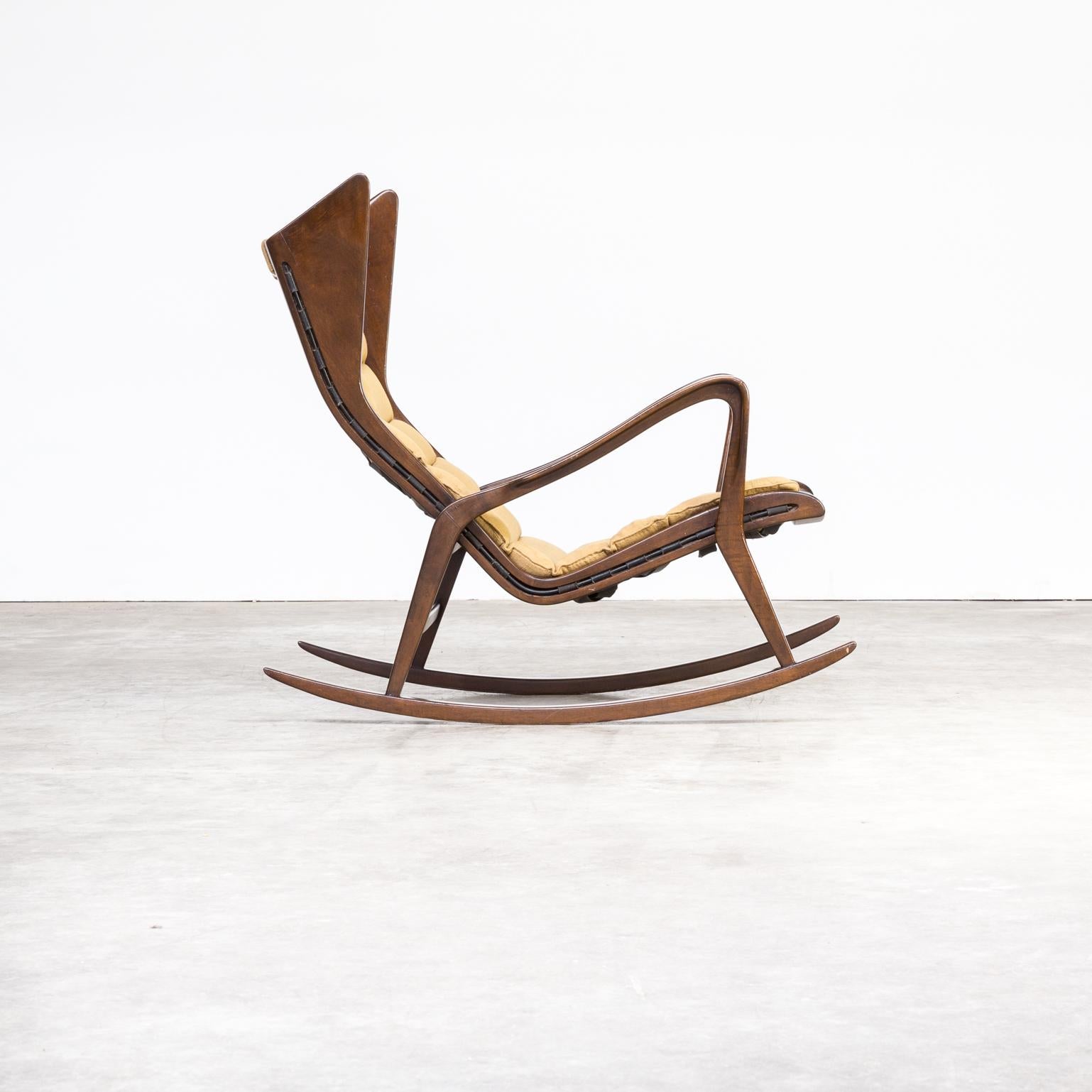 Mid-Century Modern 1950s Gio Ponti, attributed, Model 572 Rocking Chair for Cassina For Sale