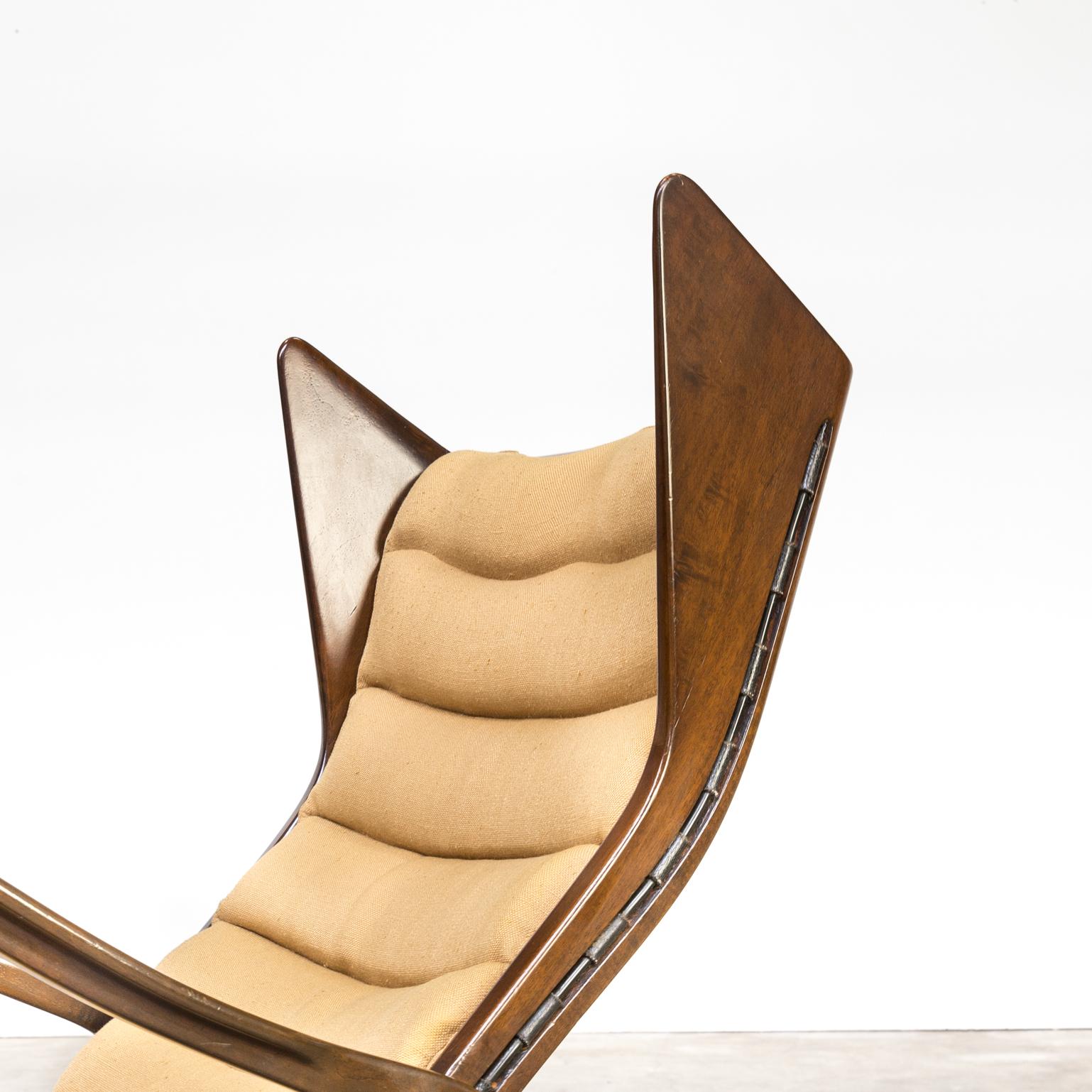 1950s Gio Ponti, attributed, Model 572 Rocking Chair for Cassina For Sale 1