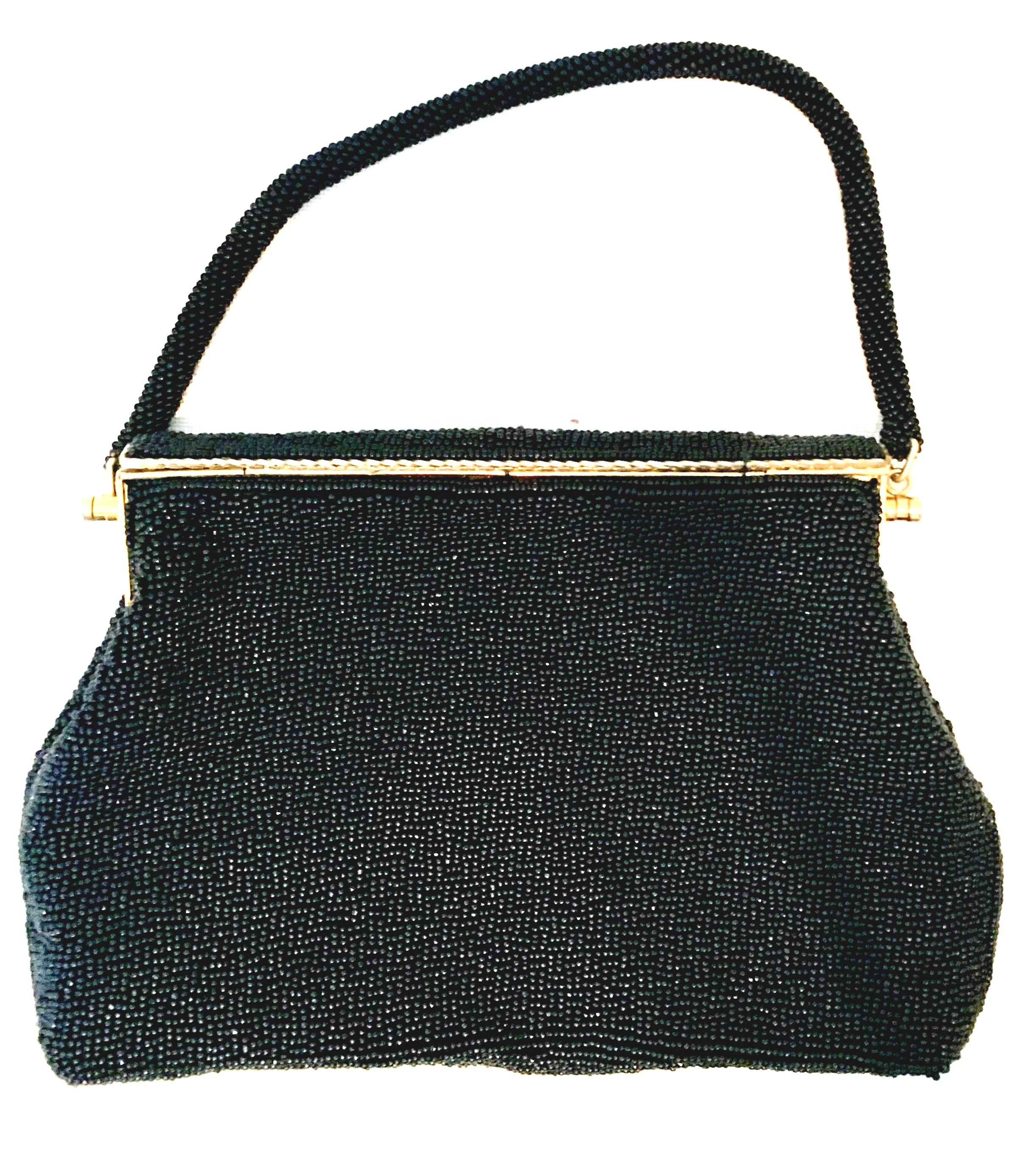 50'S Glass Glass Bead & Crewel Embroidered Hand Bag-Hong Kong In Good Condition In West Palm Beach, FL