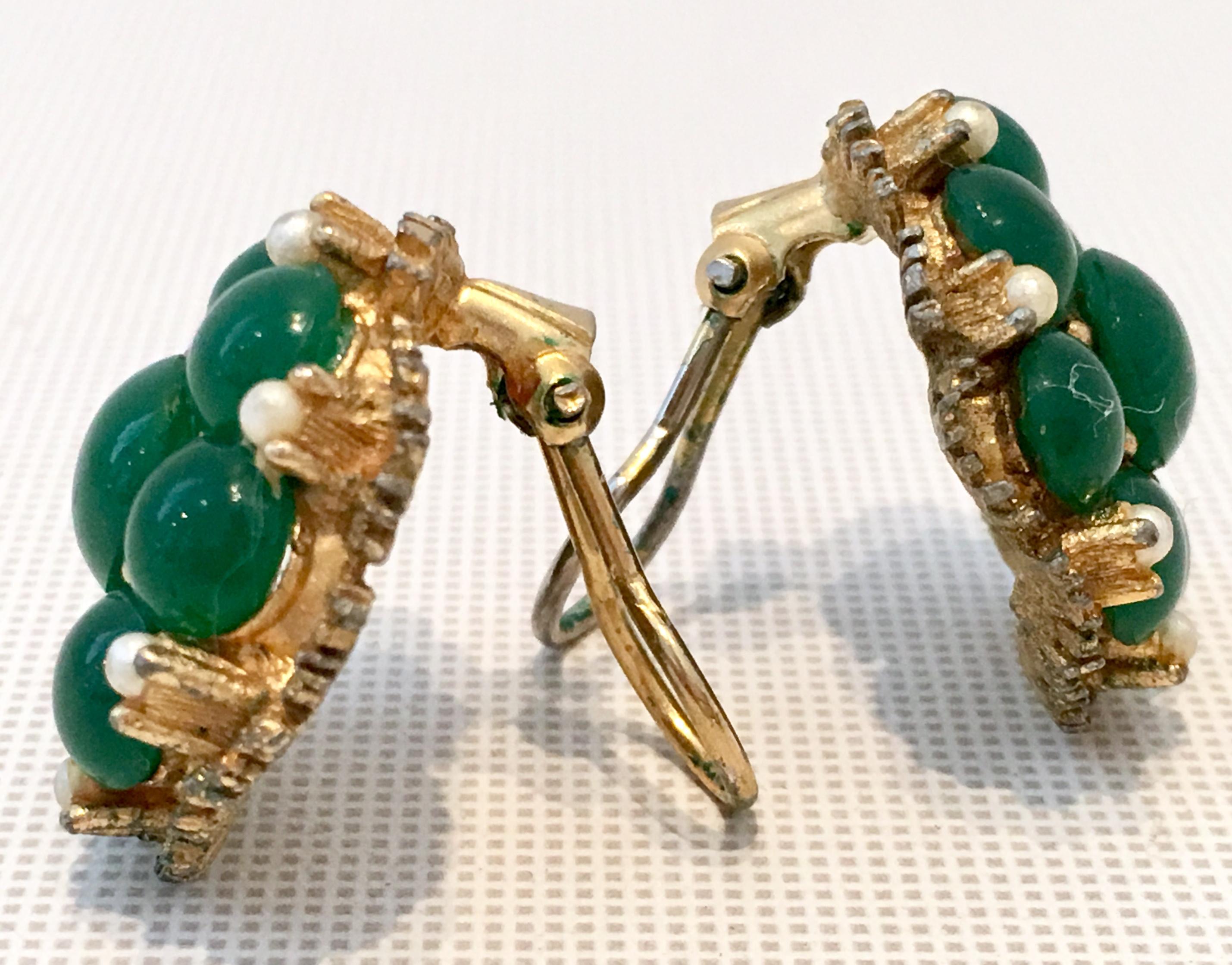 50'S Gold & Molded Glass Faux Pearl Brooch & Earrings S/3 By, B.S.K For Sale 5