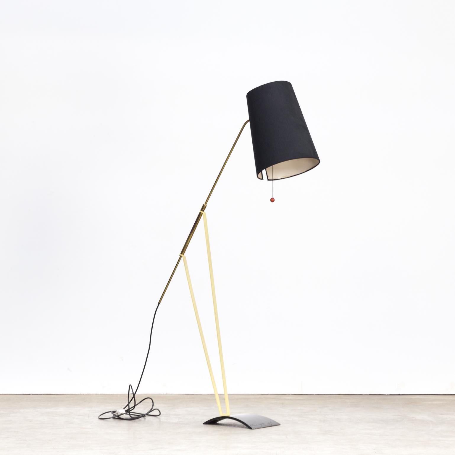 Mid-20th Century 1950s Hans Bergström Floor Lamp with Adjustable Fabric Shade for Ateljé Lyktan For Sale