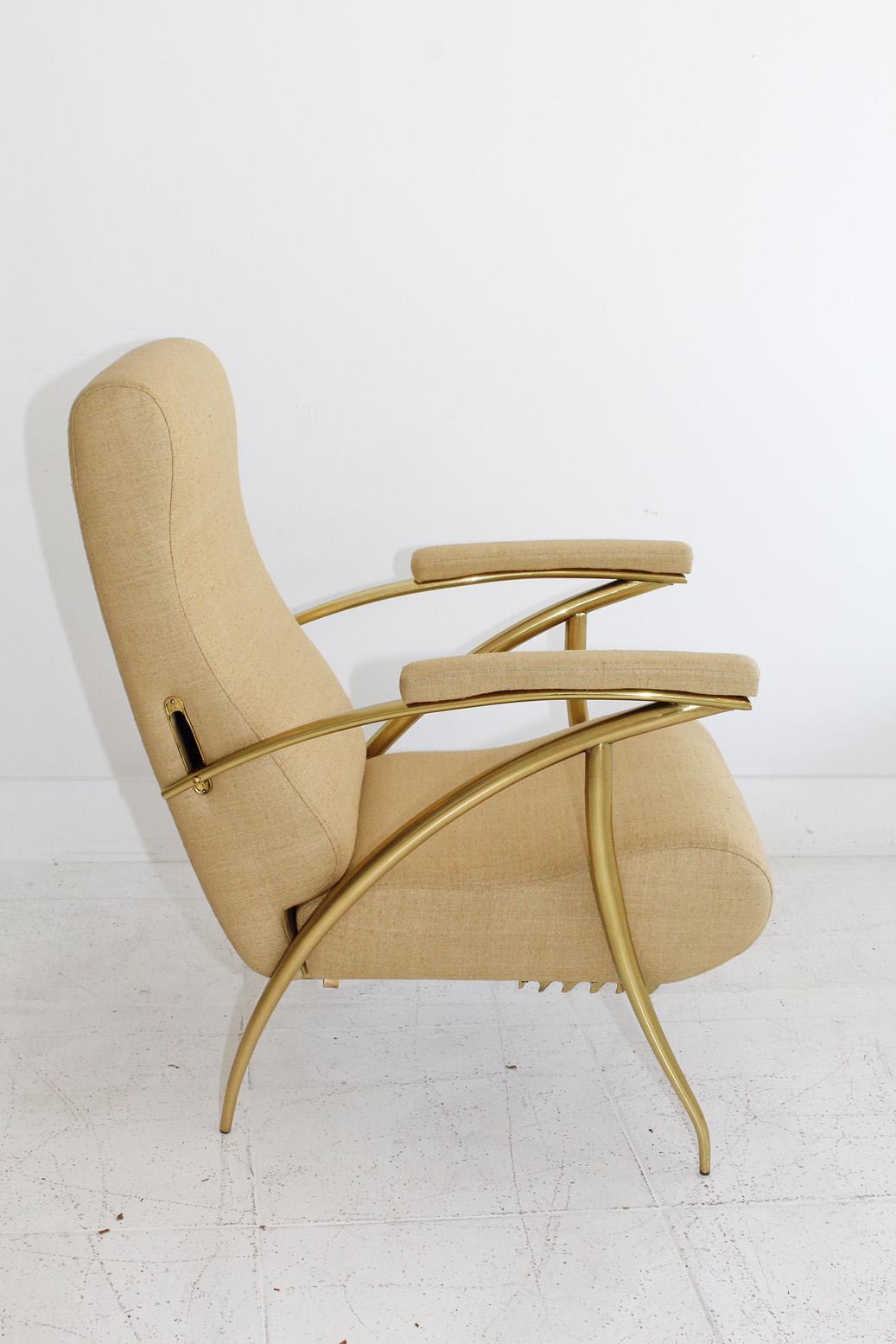 Our rare fully restored circa 1957 Italian reclining chair designed by Alberto Gambetta has a polished brass frame, wheat-colored woven silk upholstery, and four adjustable settings.
