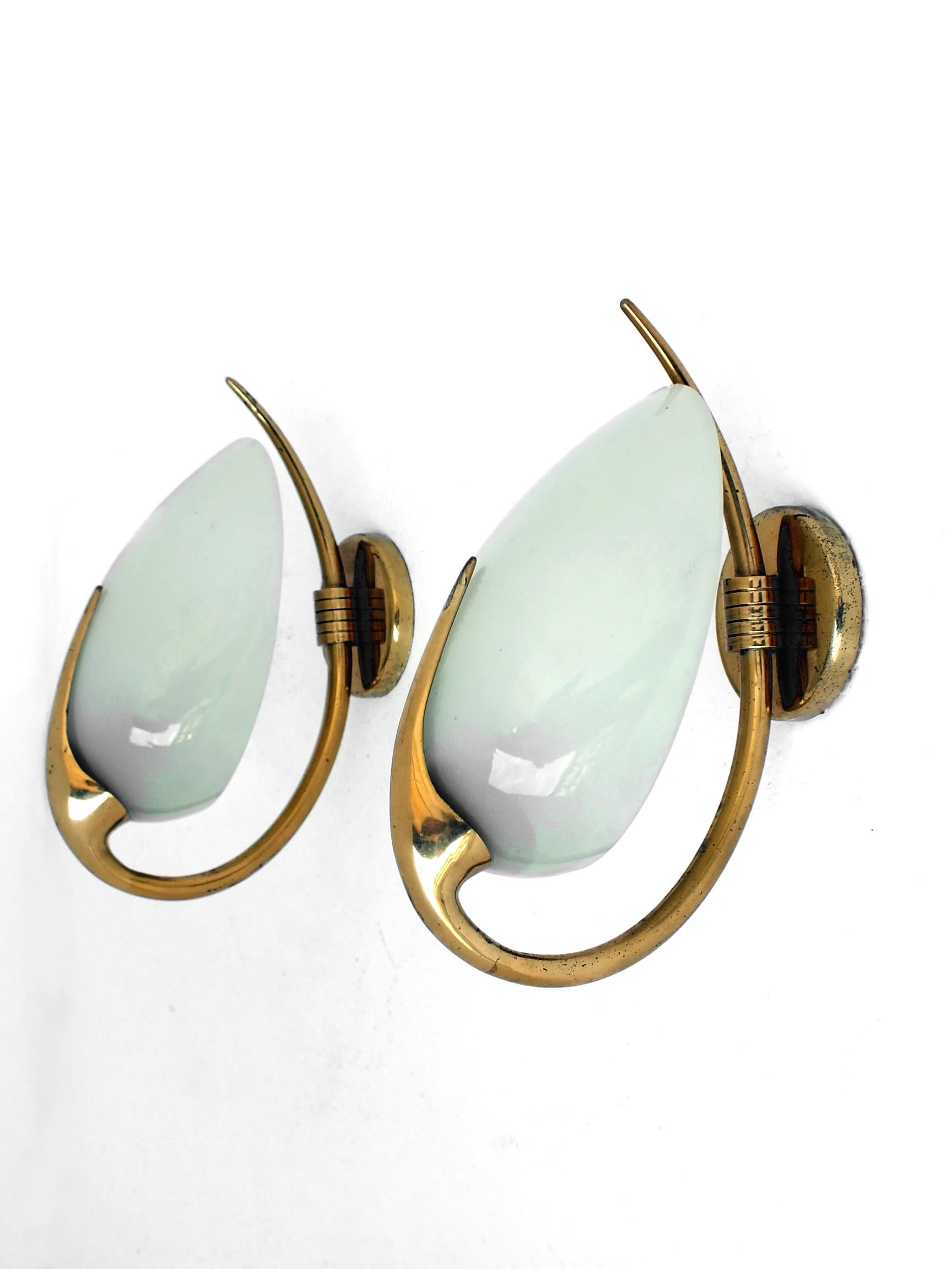 50s Lumen Milano Italy Two Wall Lamp, Oscar Torlasco Lumi Italy, Set of 2 In Good Condition For Sale In Biella, IT