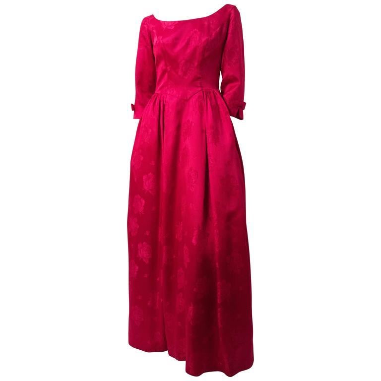 50s Magenta Rose Jacquard Gown In Excellent Condition For Sale In San Francisco, CA