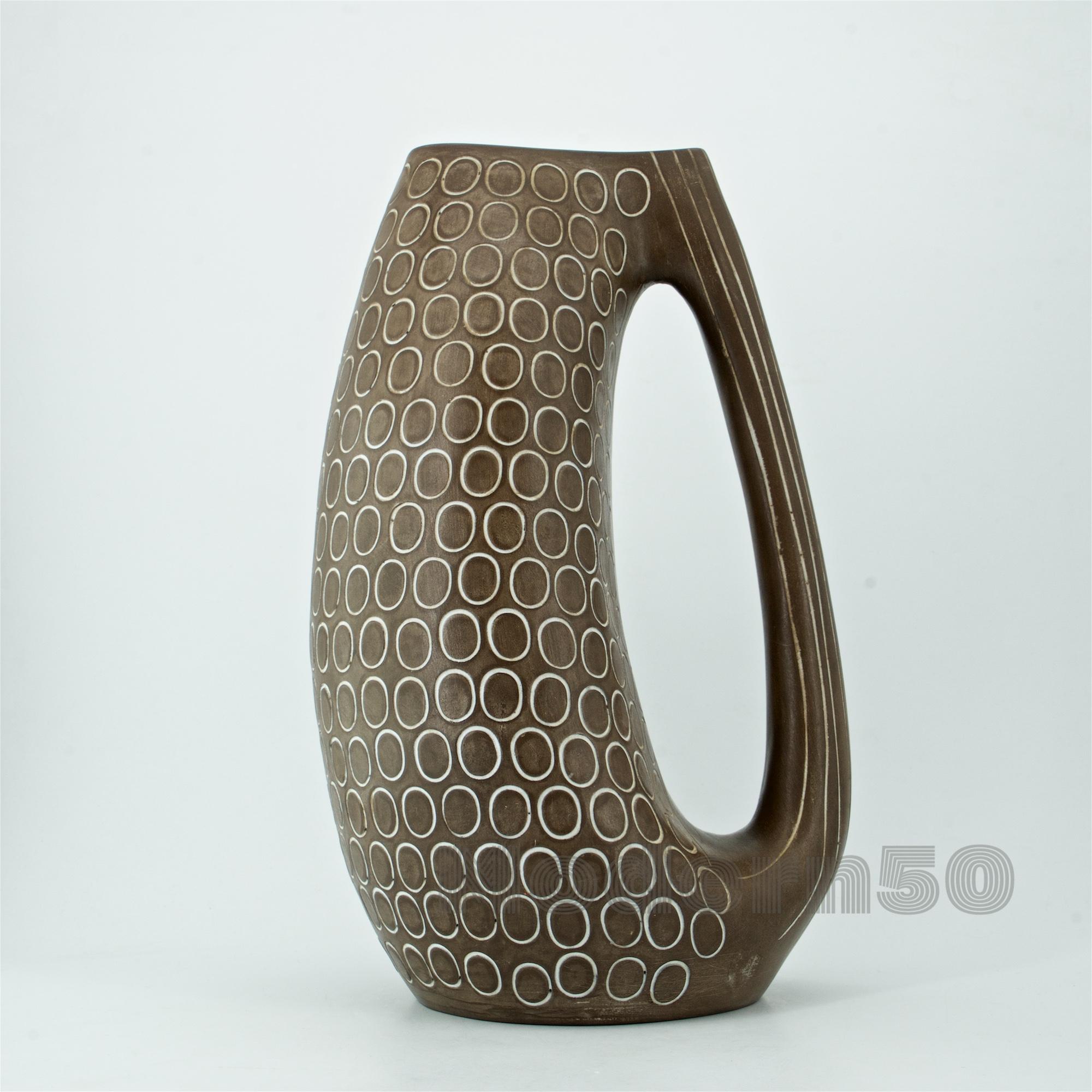 1950er Jahre Mitte des Jahrhunderts Zaccagnini Svedese Keramik Krug Vase Geometrisch Organisch Italien (Handgefertigt) im Angebot