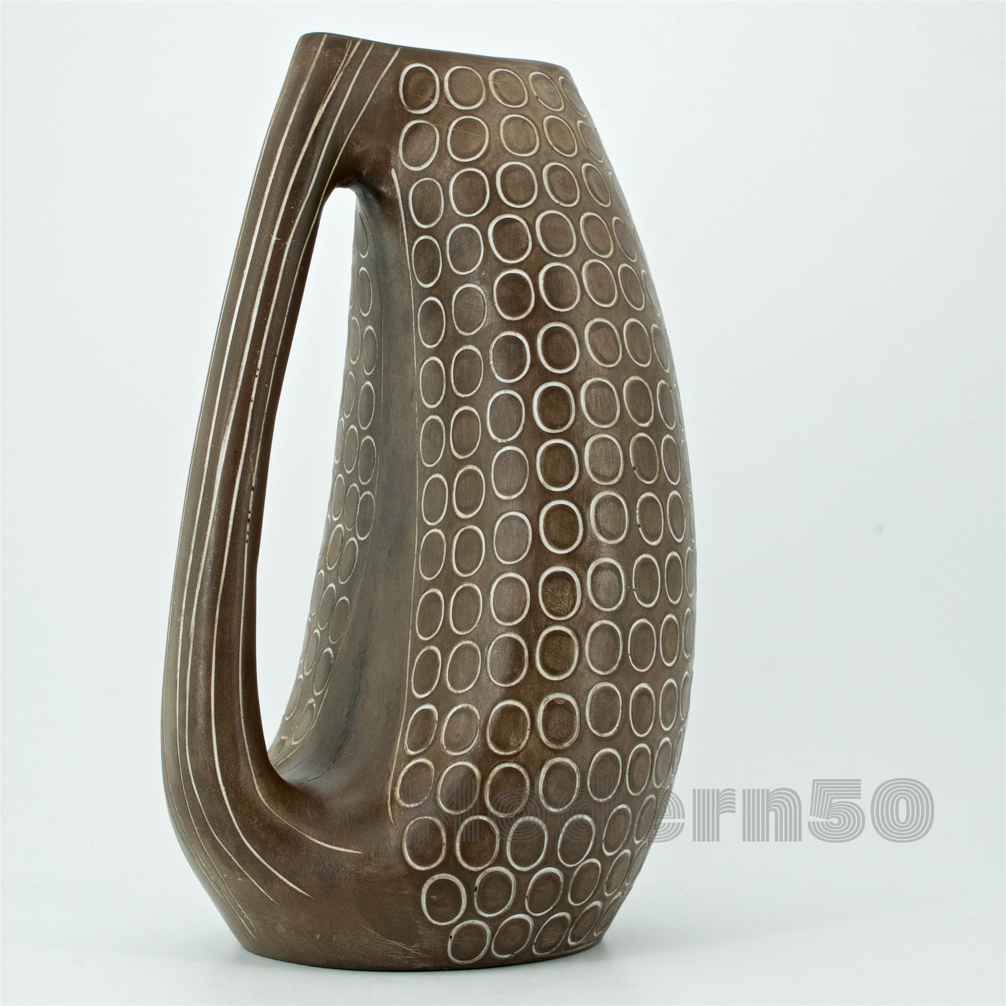 Hand-Crafted 1950s Midcentury Zaccagnini Svedese Pottery Pitcher Vase Geometric Organic Italy For Sale