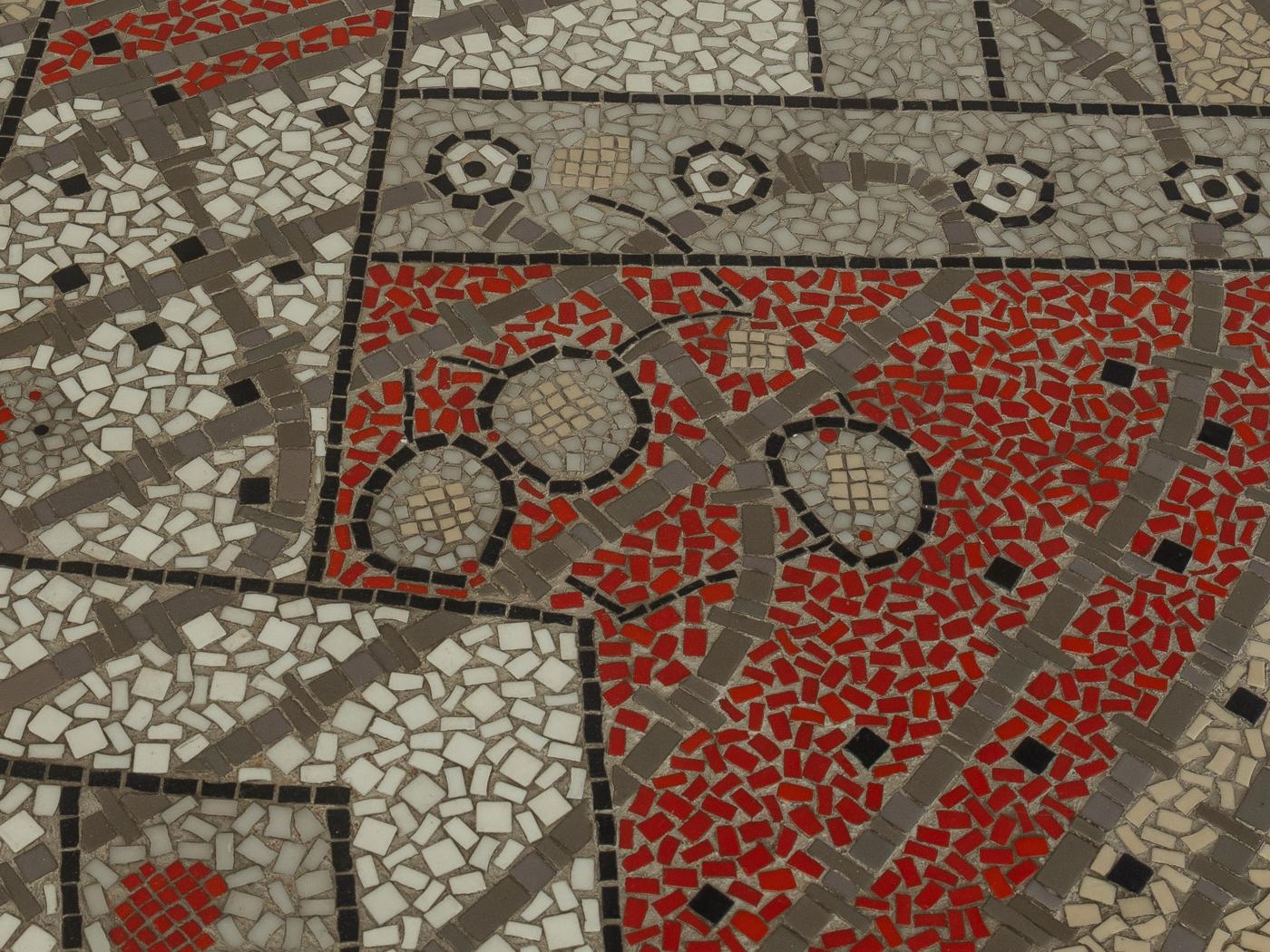 Pietra Tavolino da caffè a mosaico anni '50 di Ilse Möbel in vendita