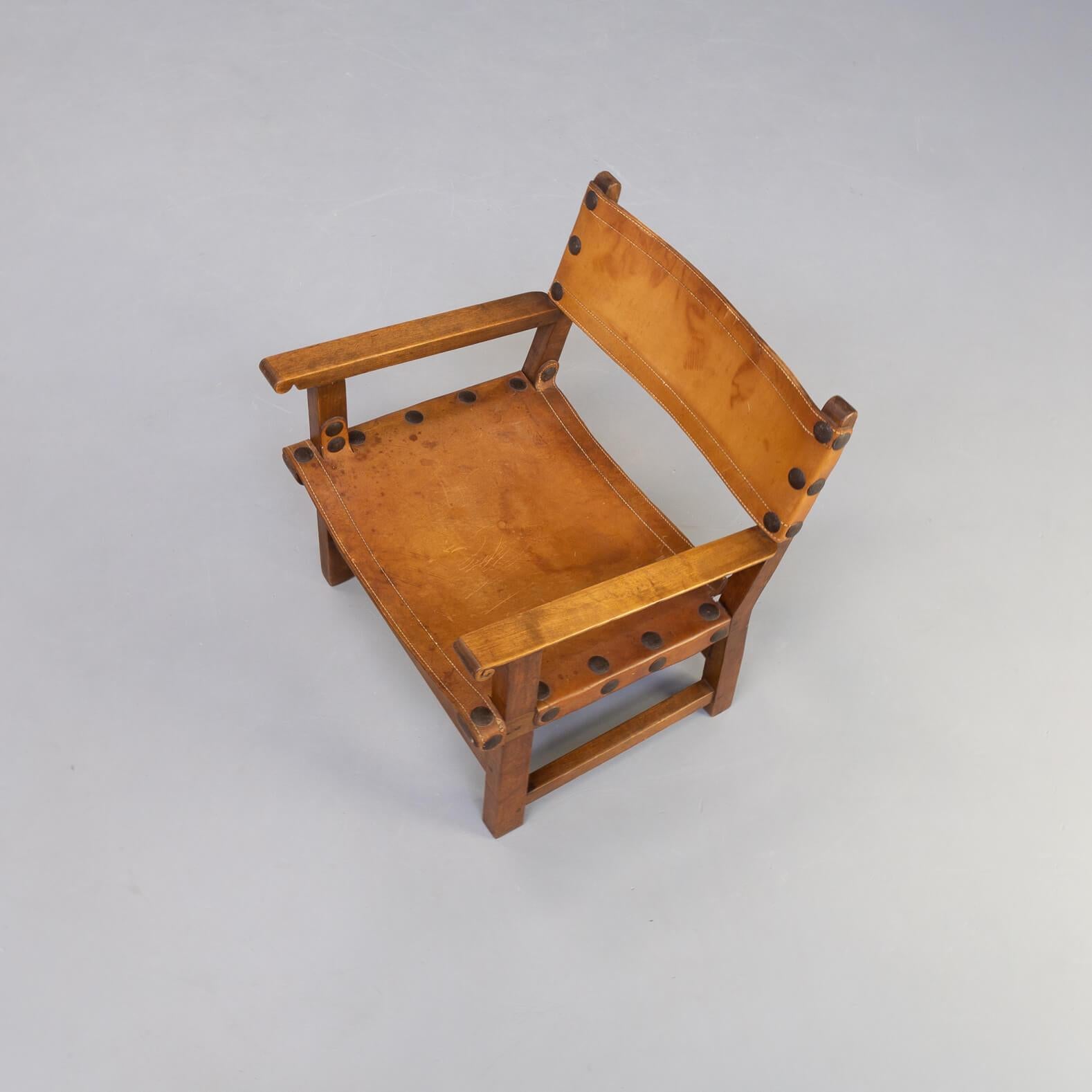 50s Oak Brutalist Spanish Chair with Saddle Leather For Sale 5