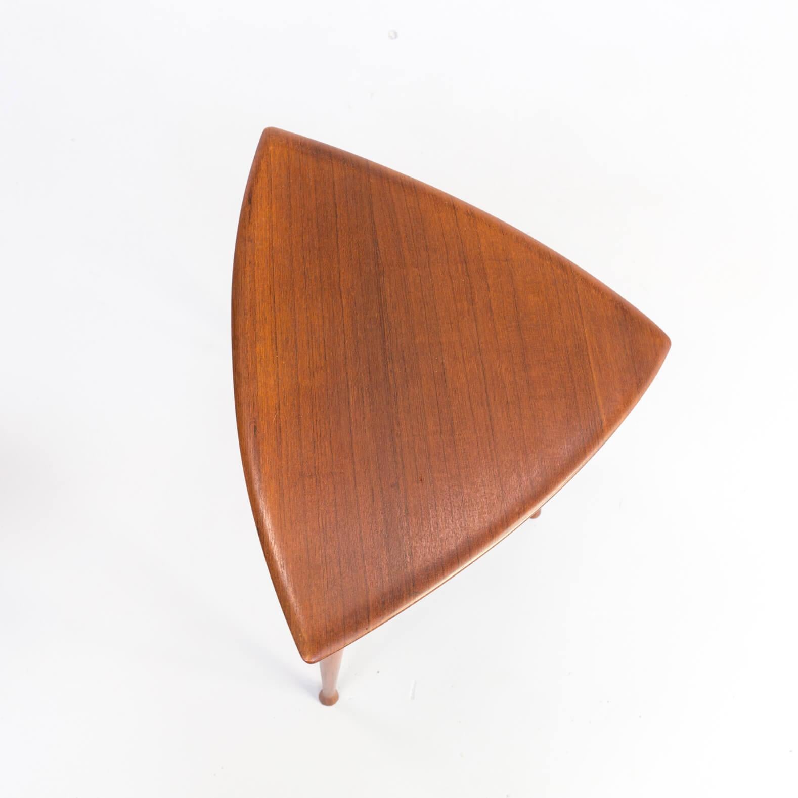 1950s Poul Thorsbjerg Jensen Teak Veneer Triangle Nesting Tables for Selig For Sale 6
