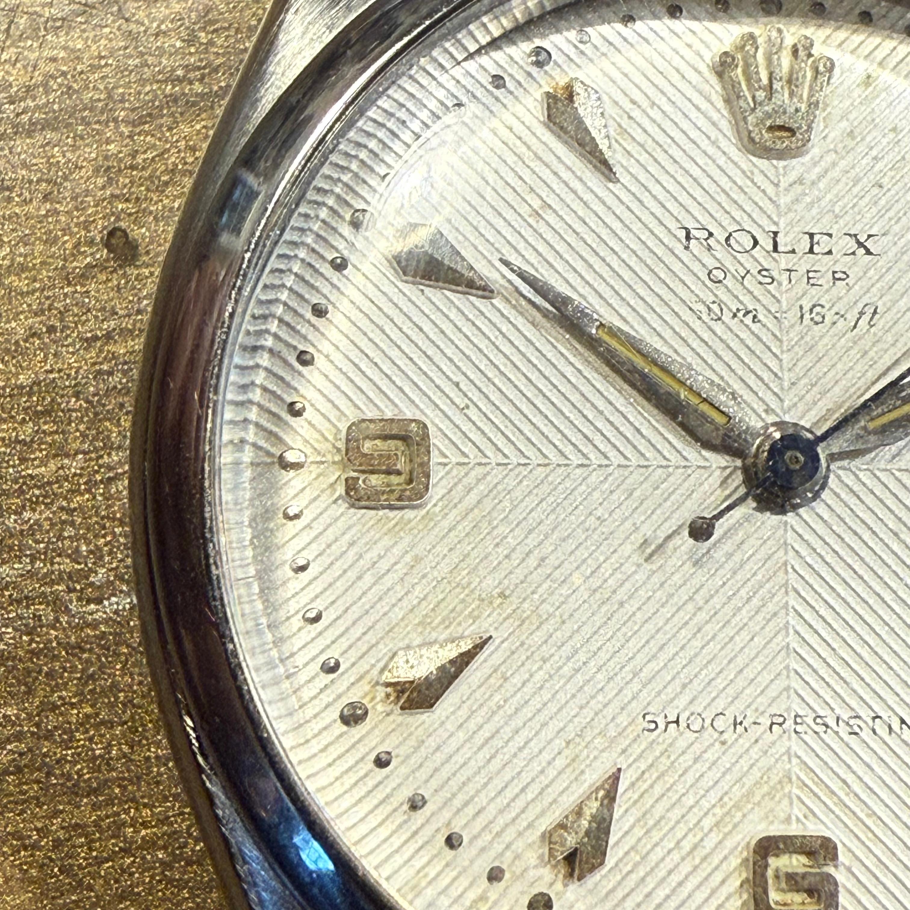 Rolex Oyster Resistente agli Urti degli anni '50 Ref. 6484 Quadrante Chevron in vendita 3