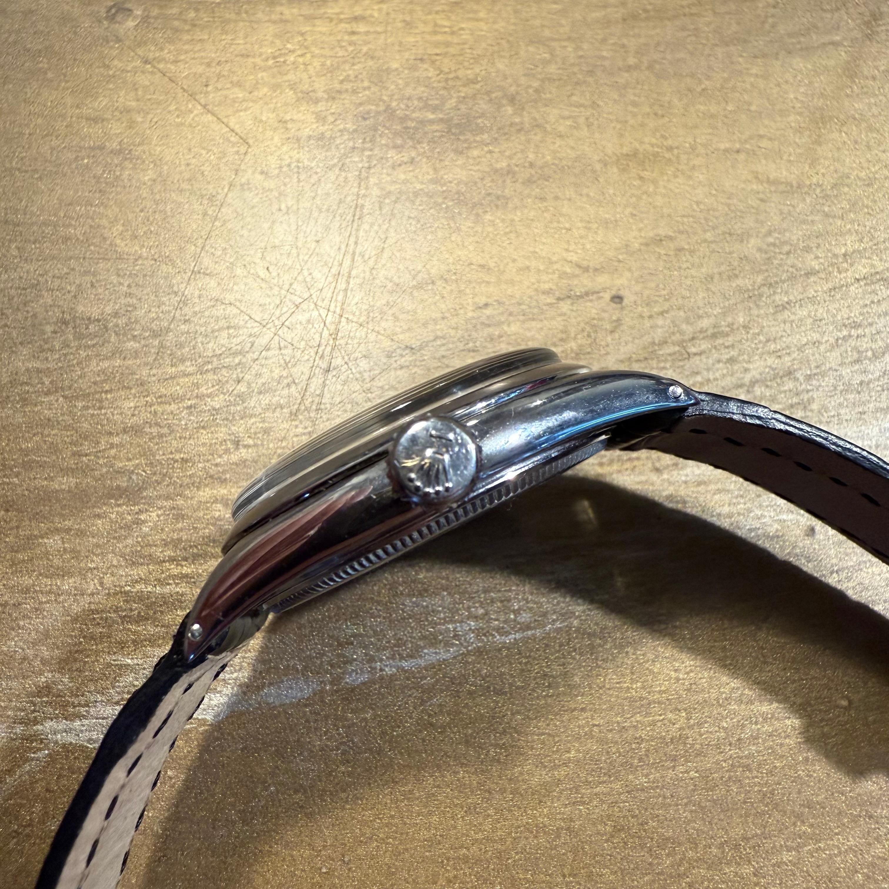 Rolex Oyster Resistente agli Urti degli anni '50 Ref. 6484 Quadrante Chevron in vendita 4