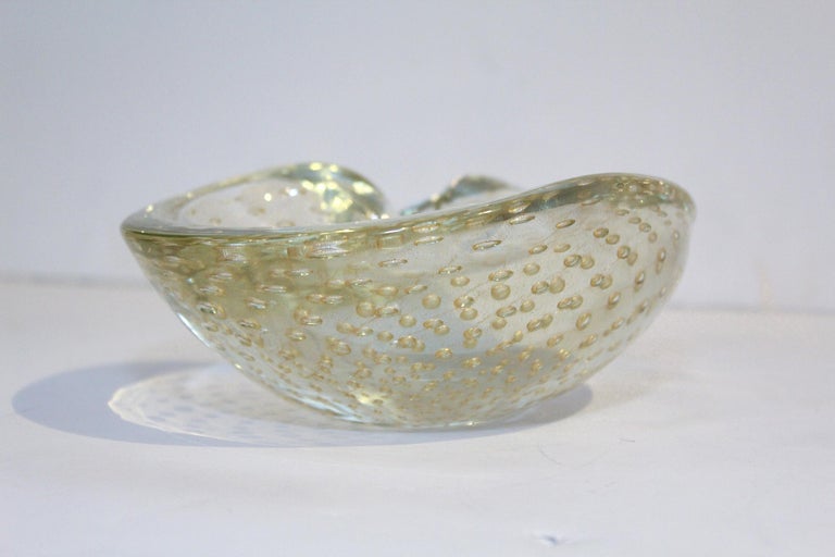 1950s Seguso Murano Glass Gold Dusted Kidney Shaped Bowl with