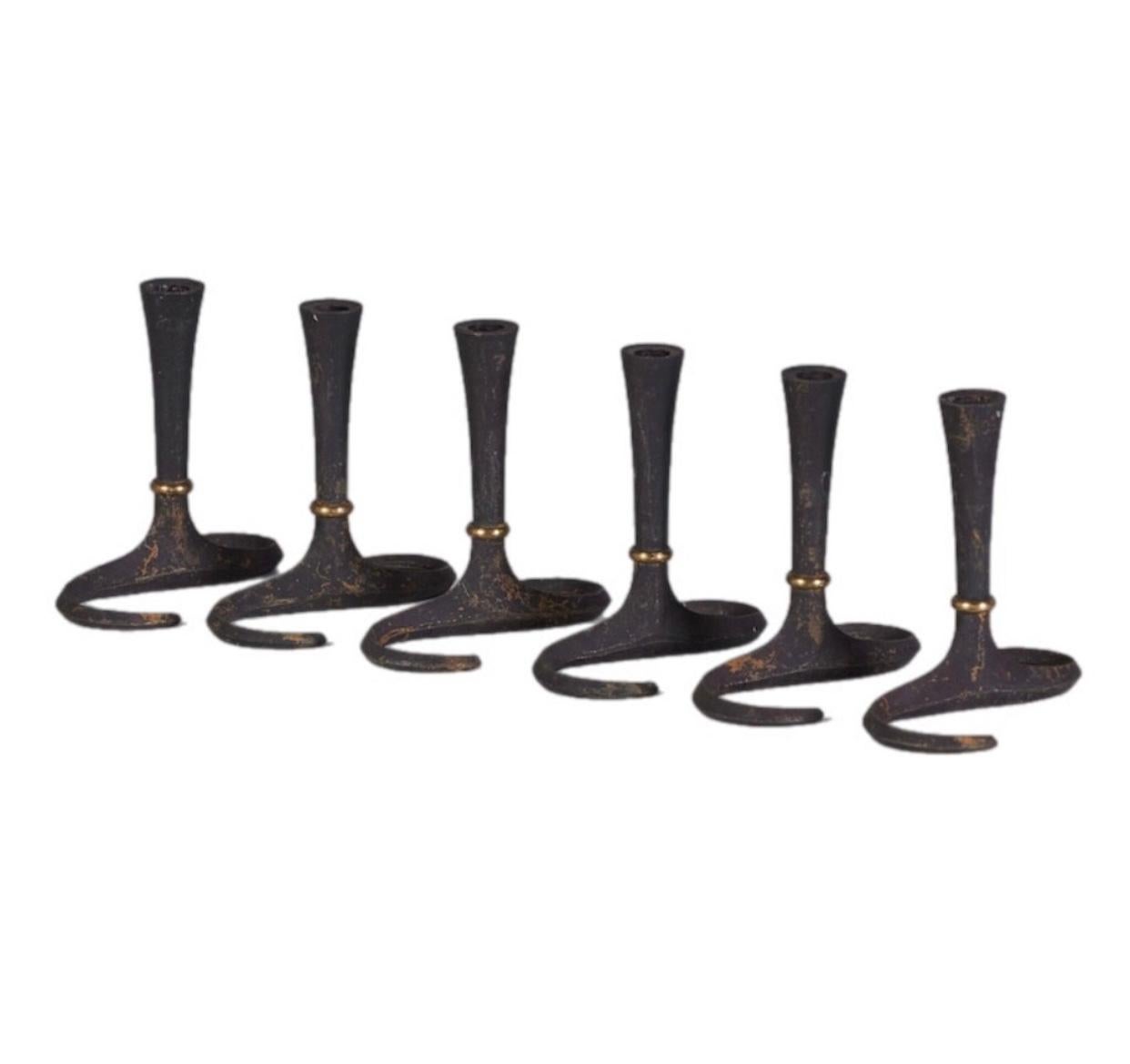 Mid-Century moderno Set di 6 portacandele Dansk in ghisa con base ad S Jens Quistgaard Danimarca in vendita