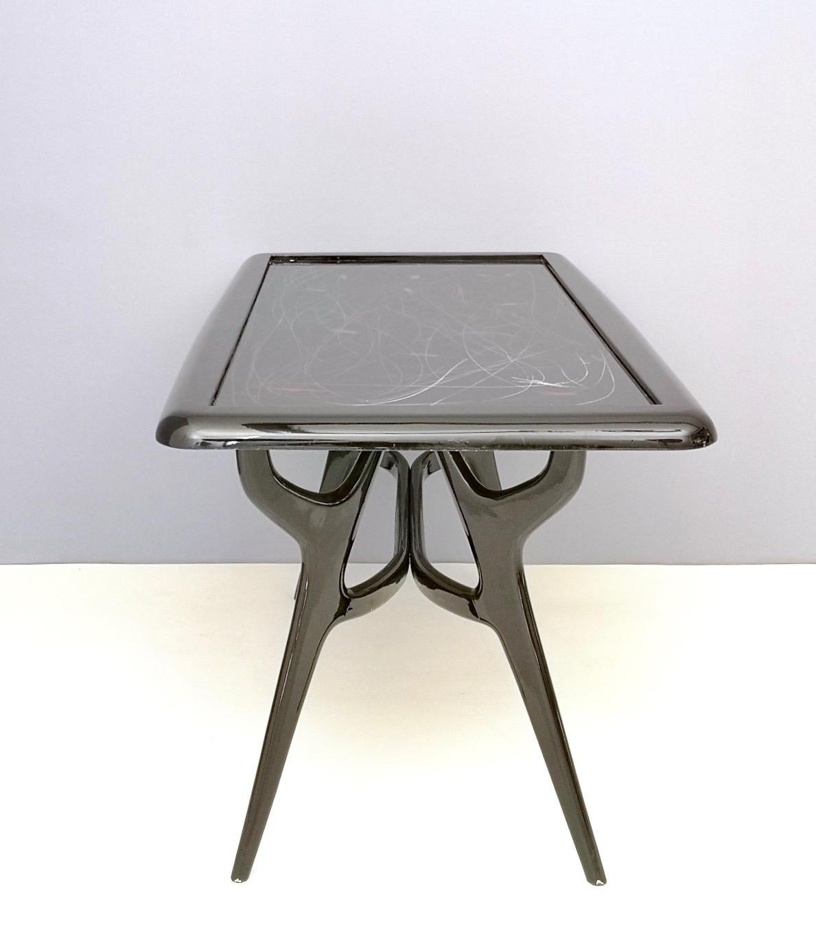 Milieu du XXe siècle Table de salle à manger de style années 1950 avec plateau en verre laqué par Enzio Wenk, Italie, 2019. en vente