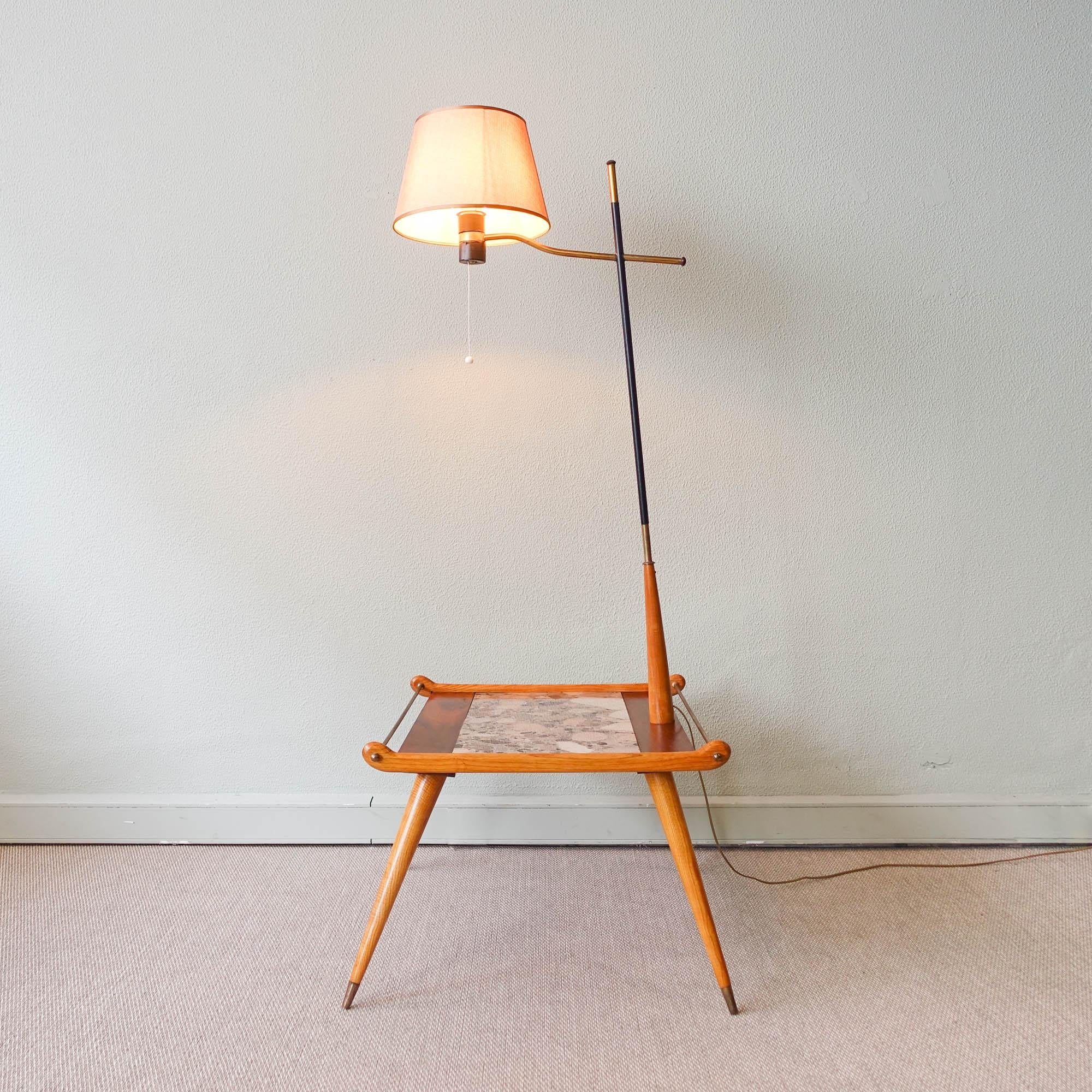 50’s Table / Lamp in Ash Wood and Undianuno Wood In Good Condition For Sale In Lisboa, PT
