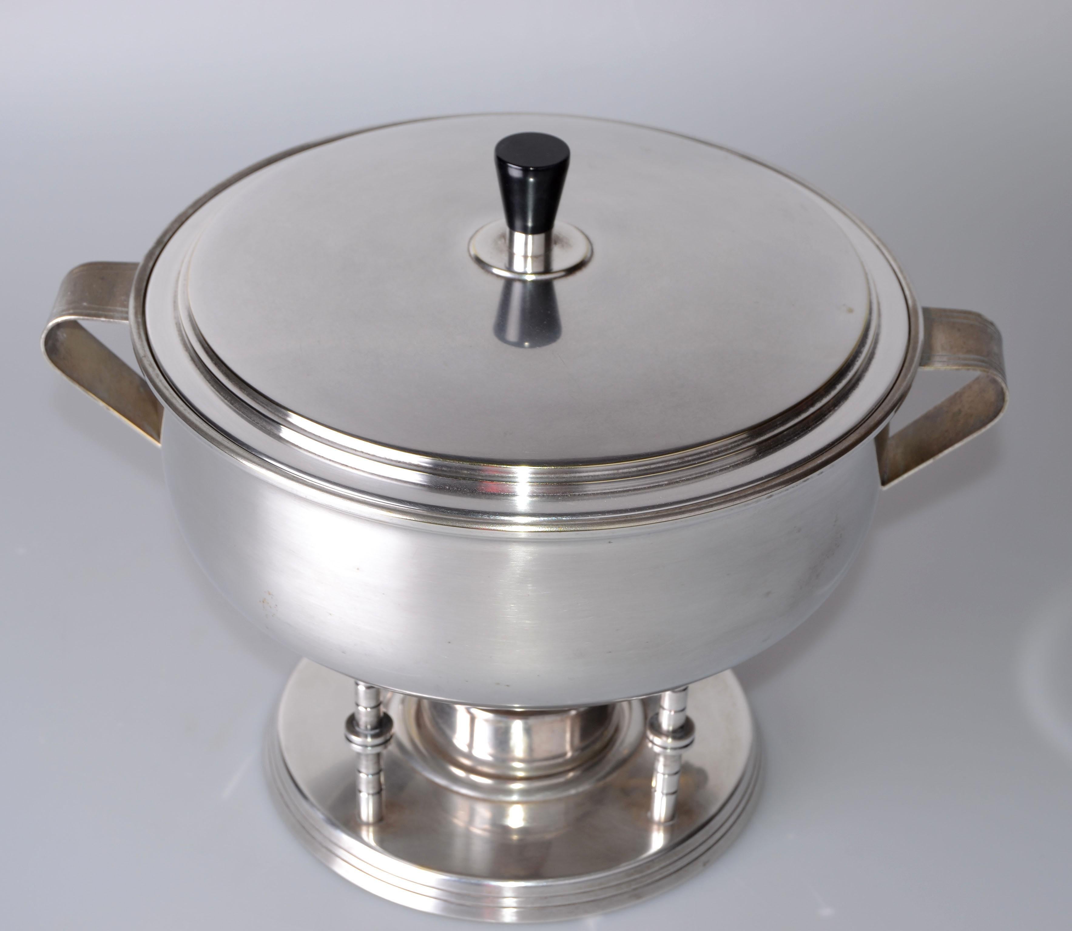 1950s Tommi Parzinger Silver Plate Serving Bowl, Food Warmer for Mueck-Cary In Good Condition For Sale In Miami, FL