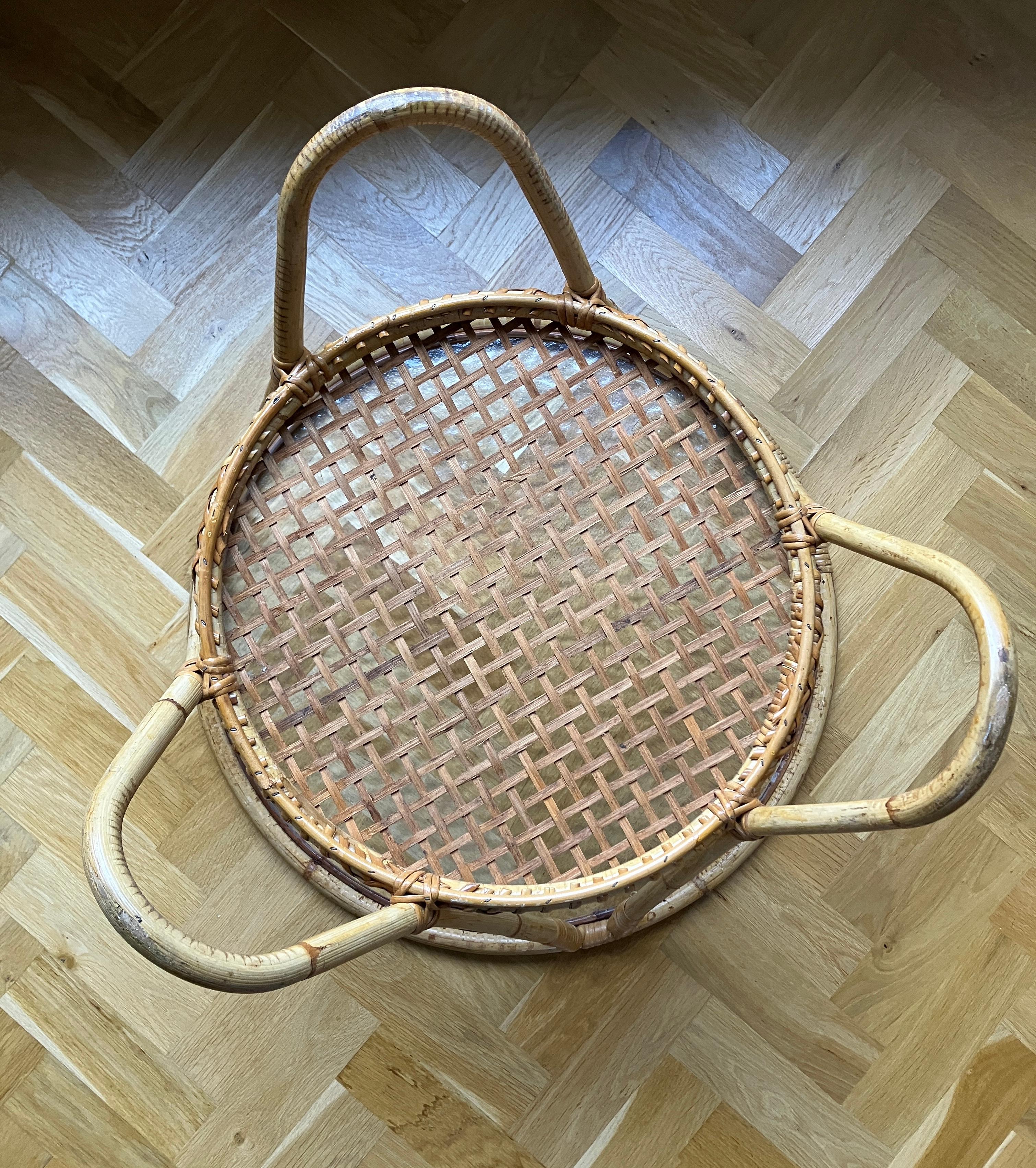 Table basse ronde en bambou, rotin et verre vintage des années 50 en vente 1