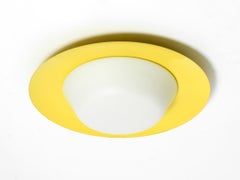 Lampada da parete o soffitto anni '50 in vetro con riflettore in metallo di Kaiser Leuchten