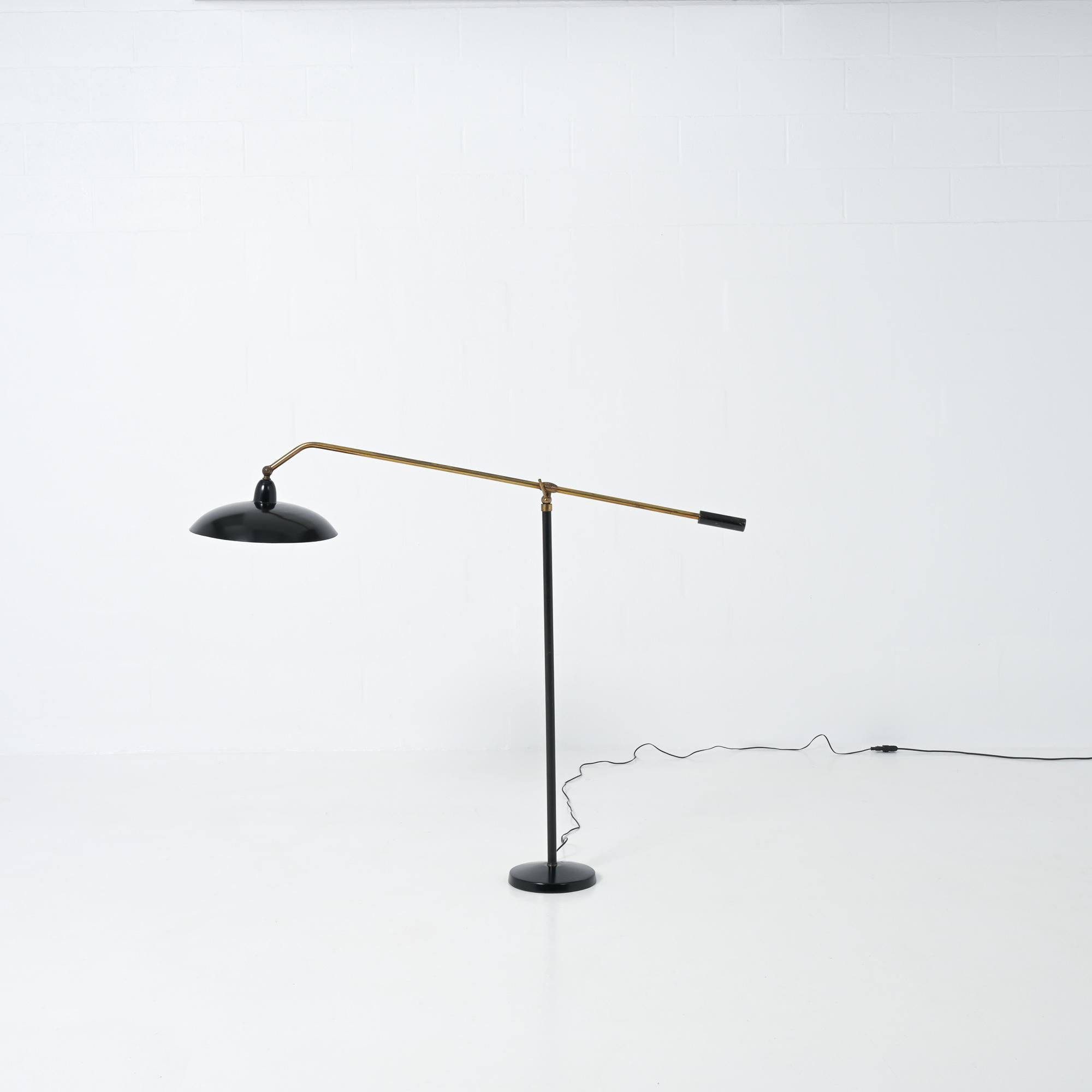 50ties floorlamp attributed to Arredoluce For Sale 3