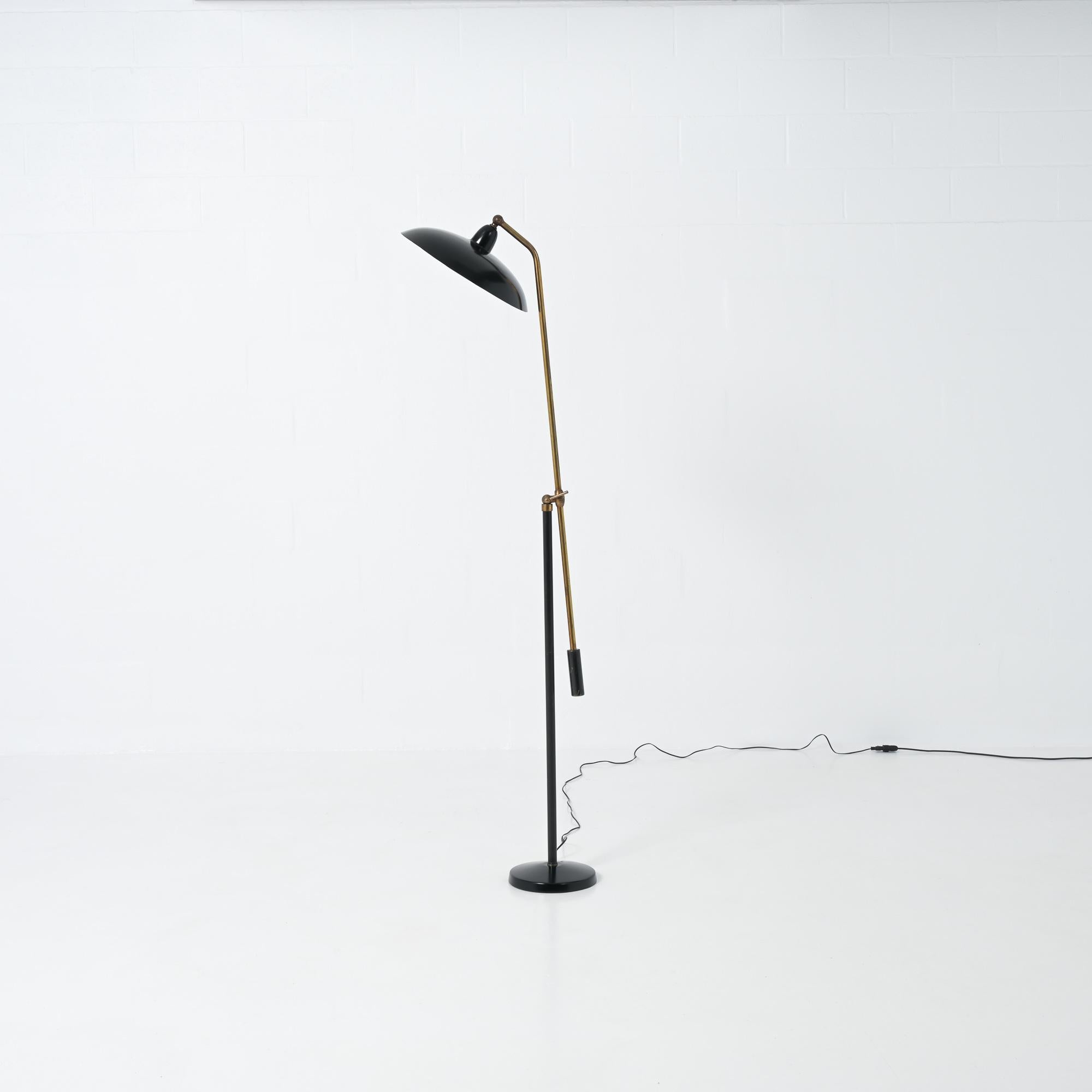 50ties floorlamp attributed to Arredoluce For Sale 2