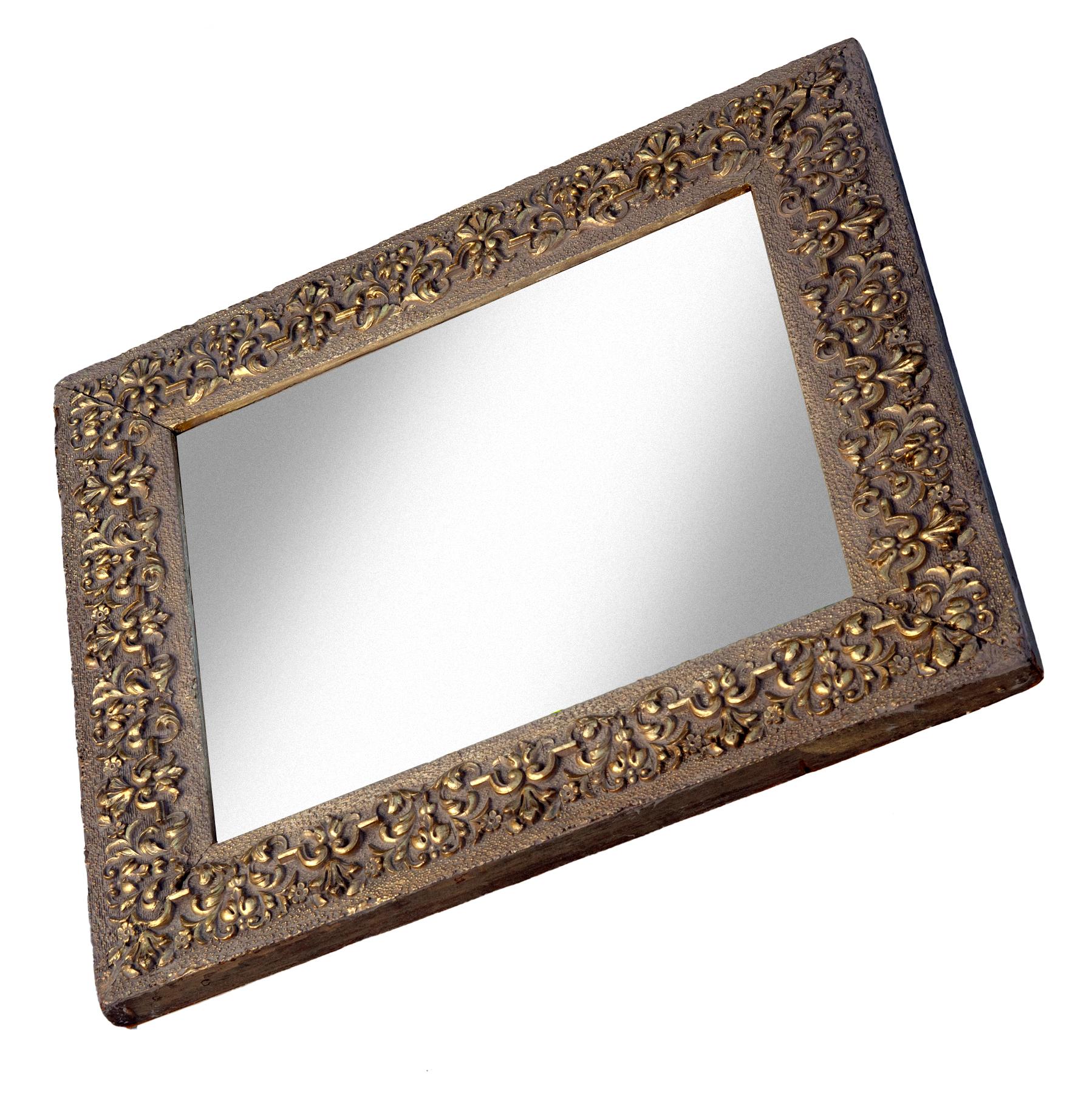 Britannique Miroir Arts & Crafts en bois gessé en vente