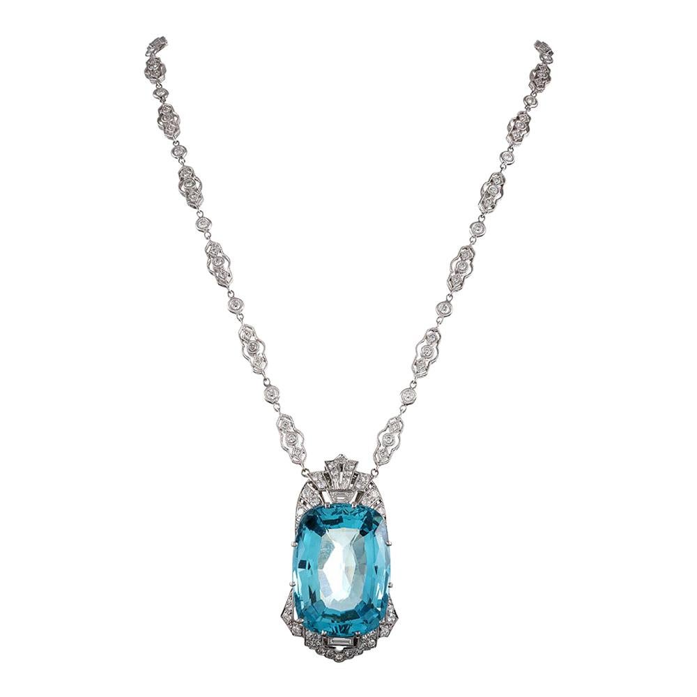 51 Karat Aquamarin & Diamant-Halskette im Angebot