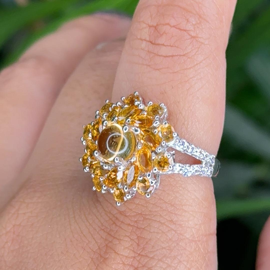 For Sale:  5.1 Carat Citrine Flower Cocktail Ring for Anniversary Gift in 925 Silve 4