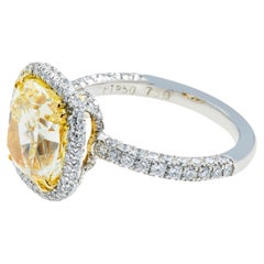 5.1 Carat Cushion Statement Fancy Yellow 18K Gold Rare Fancy-Color Splendour