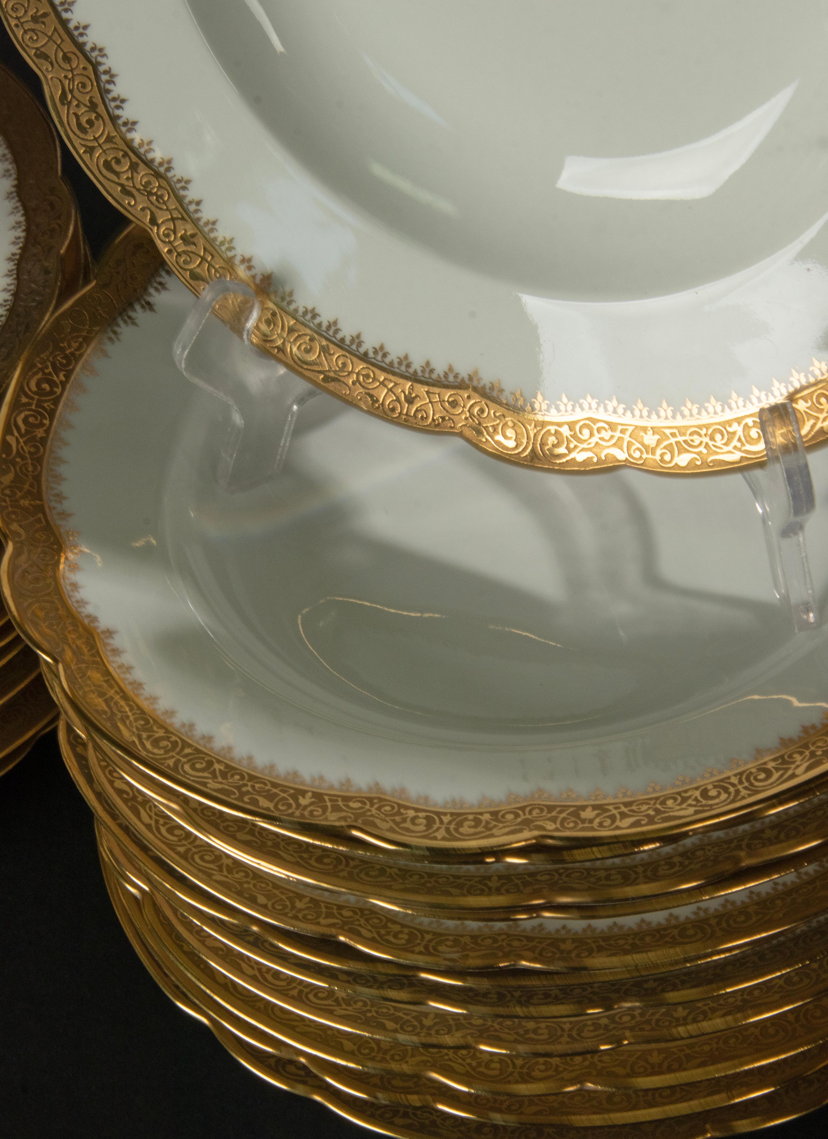 Mid-20th Century 51-Piece Set Porcelain Tableware for 12 Persons - Limoges Incrusted Gold Trims