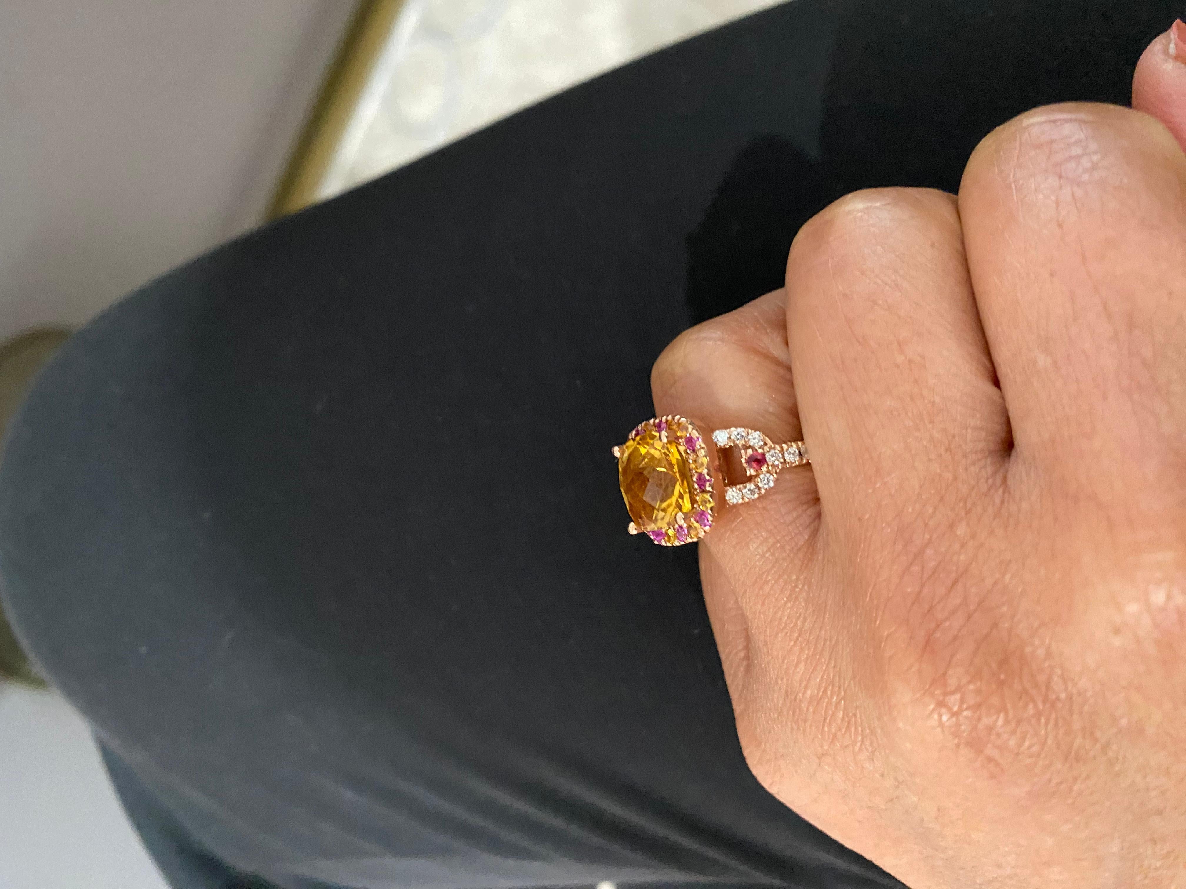 Bague en or rose 14 carats, citrine taille coussin de 5,10 carats, saphir rose et diamants Pour femmes en vente