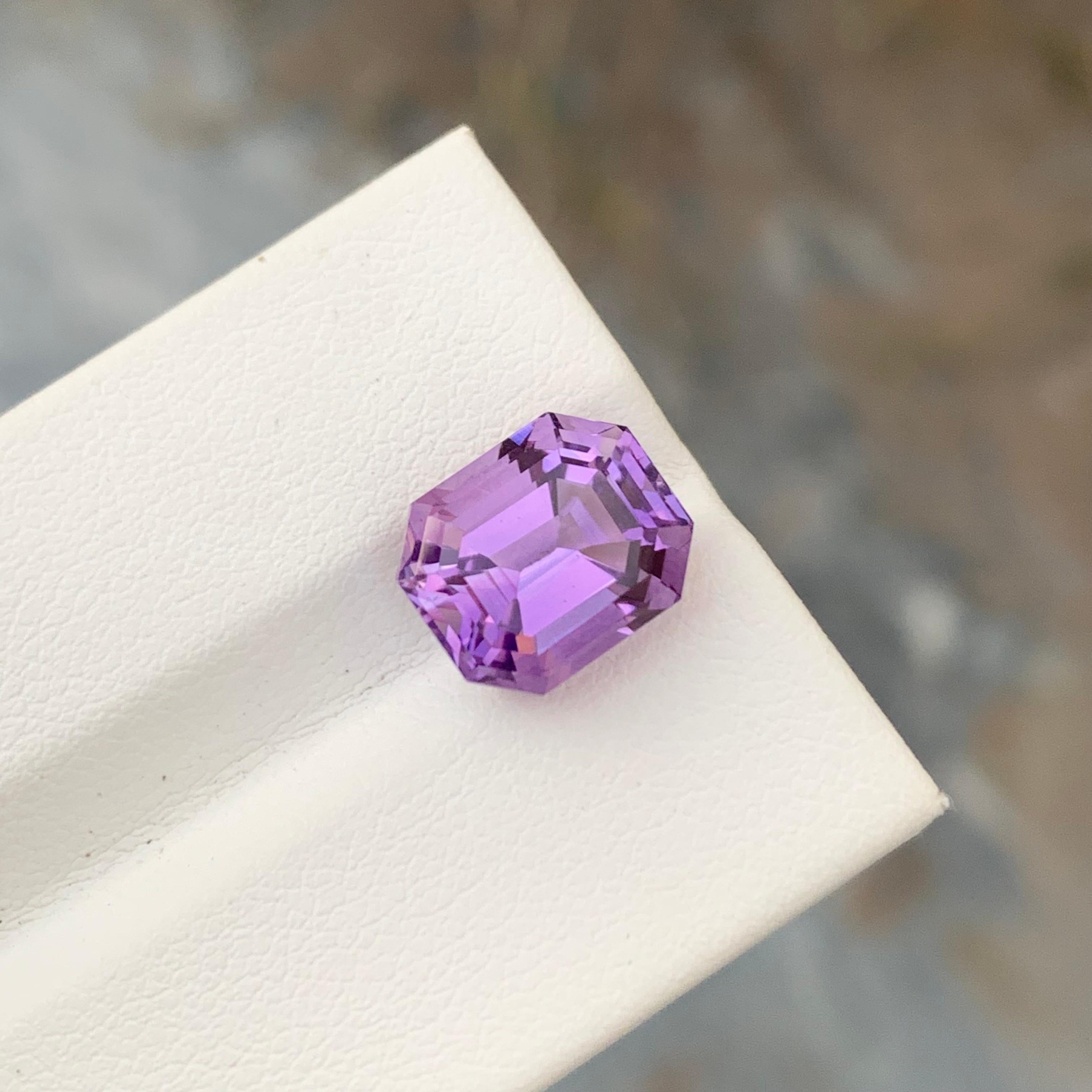 Taille octogone Améthyste naturelle non sertie de 5.10 carats de forme octogonale pour la fabrication de bijoux en vente