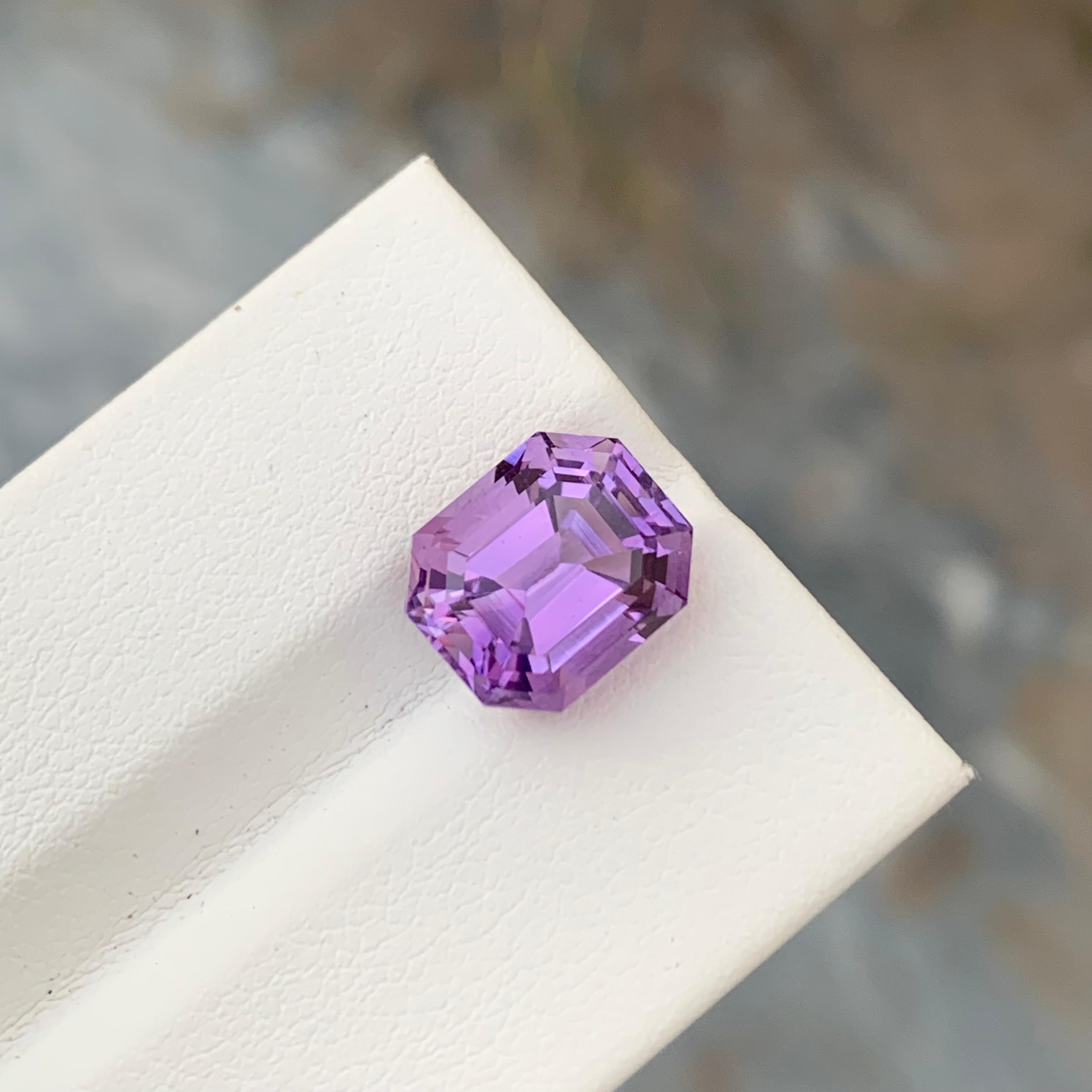 Améthyste naturelle non sertie de 5.10 carats de forme octogonale pour la fabrication de bijoux Unisexe en vente