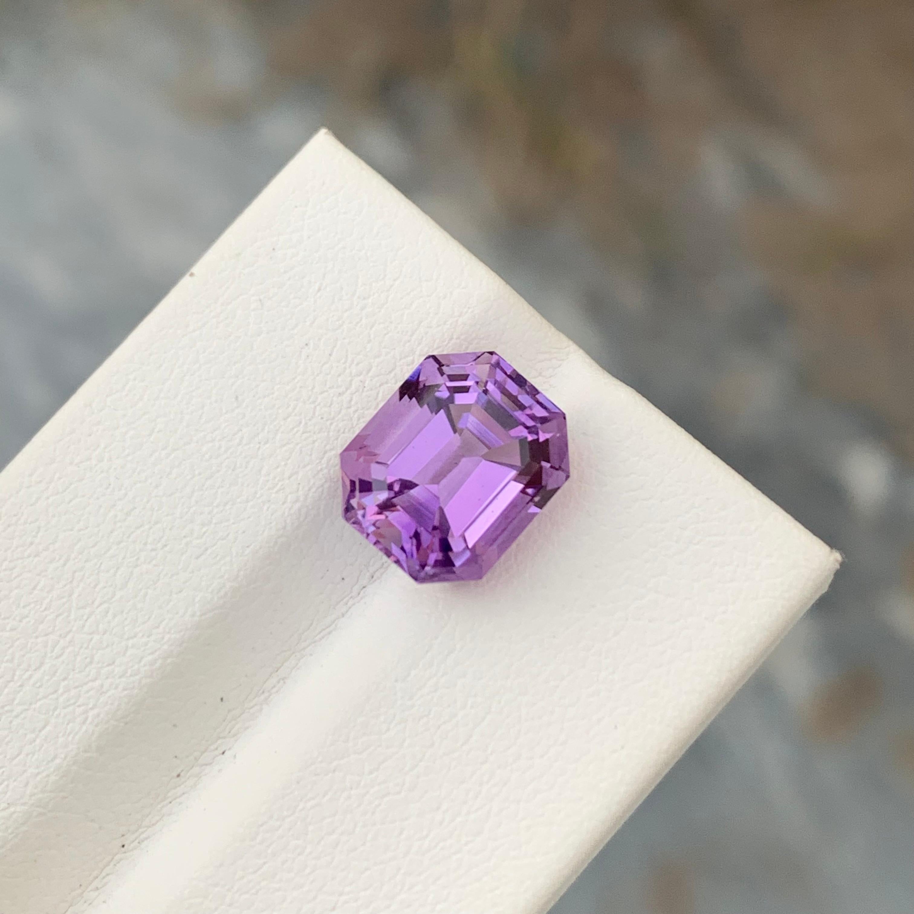 Améthyste naturelle non sertie de 5.10 carats de forme octogonale pour la fabrication de bijoux en vente 2