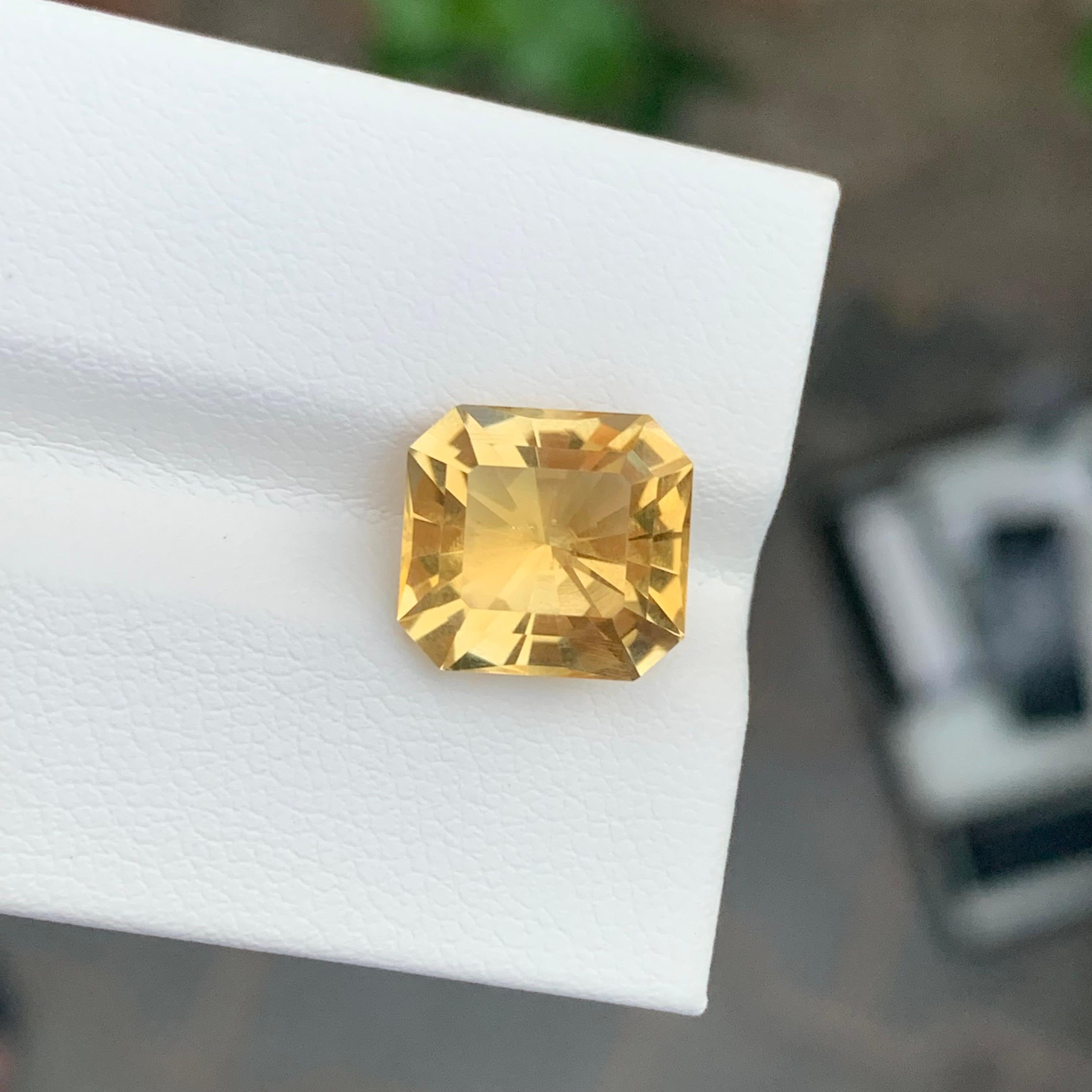 5.10 Karat natürlicher loser gelber Citrin Smaragd Form Edelstein im Zustand „Neu“ im Angebot in Peshawar, PK