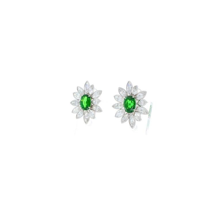 Contemporary 5.10 Carat Total Tsavorite and Marquise Diamond Earring in 18 Karat White Gold