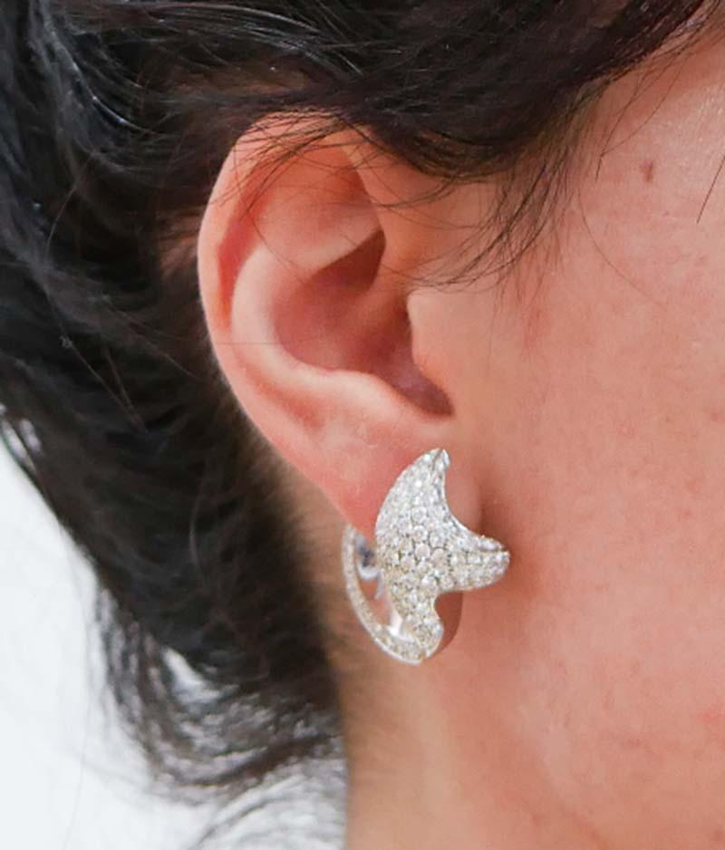 5,10 carati di diamanti, orecchini in oro bianco 18 carati. In condizioni buone in vendita a Marcianise, Marcianise (CE)