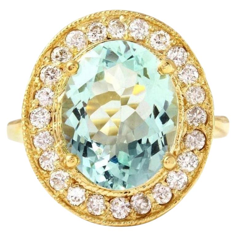 5.10 Carat Natural Aquamarine and Diamond 14 Karat Solid Yellow Gold Ring For Sale