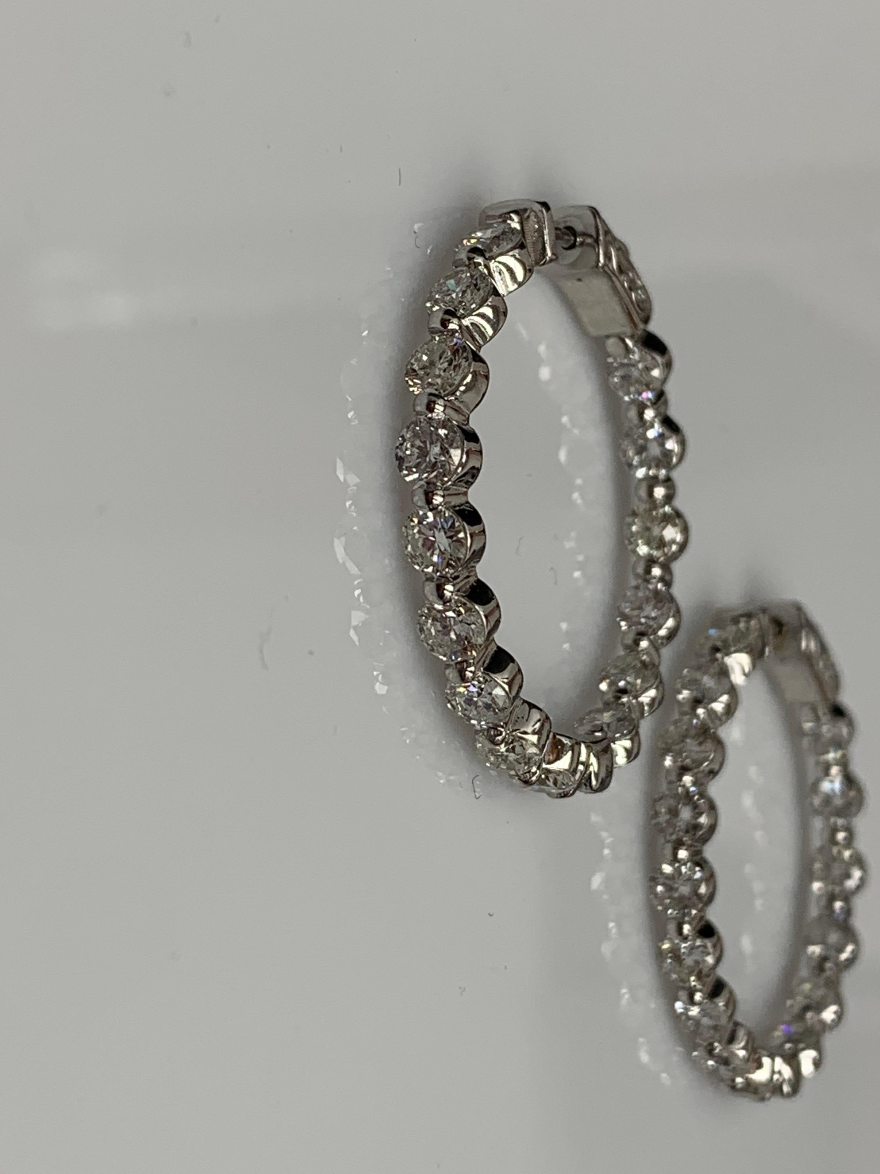 5.11 Carat Brilliant cut Round Diamond Hoop Earrings in 14K White Gold In New Condition For Sale In NEW YORK, NY