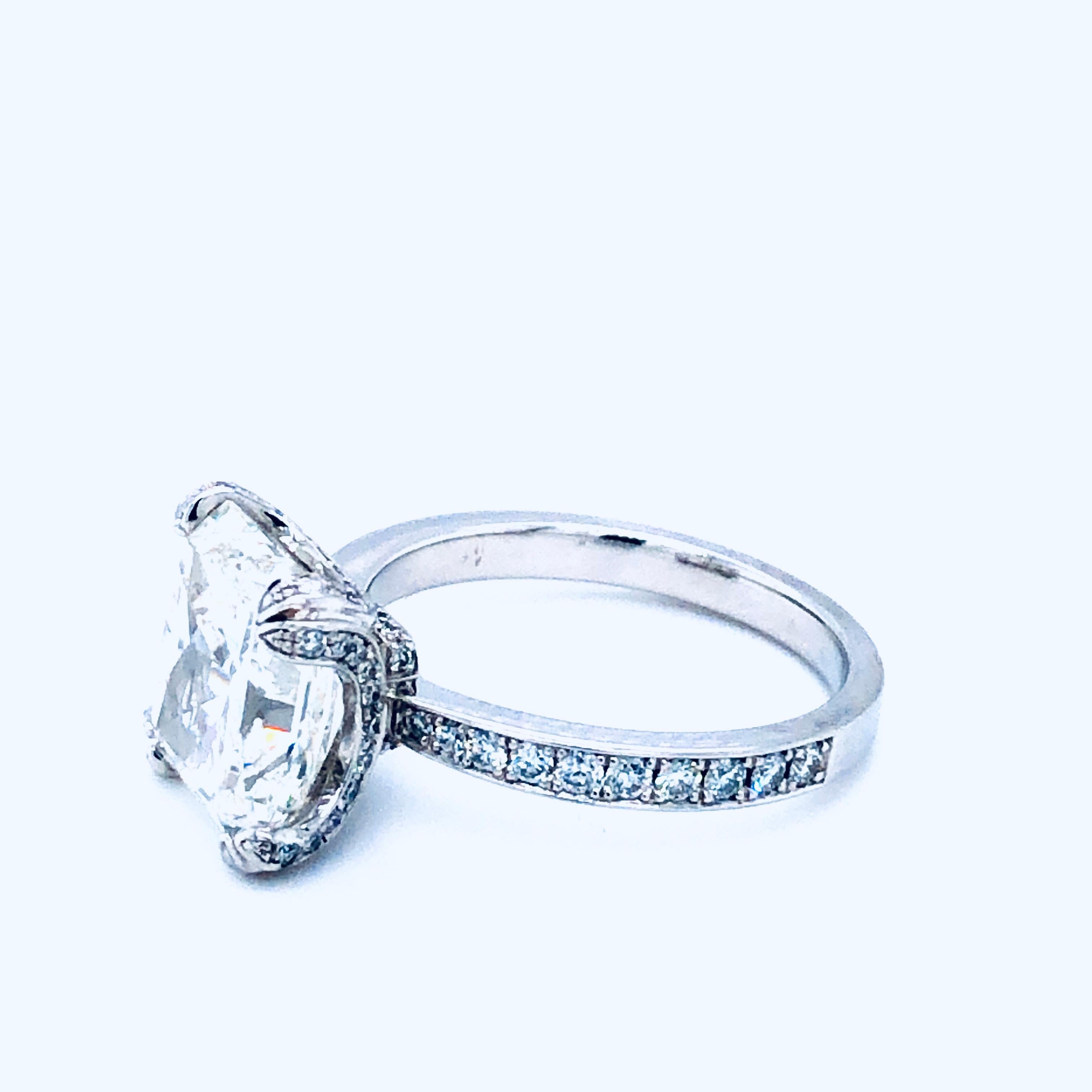 5.11 Carat H VVS1 GIA Radiant Cut Diamond Platinum Ring In Excellent Condition In Miami, FL
